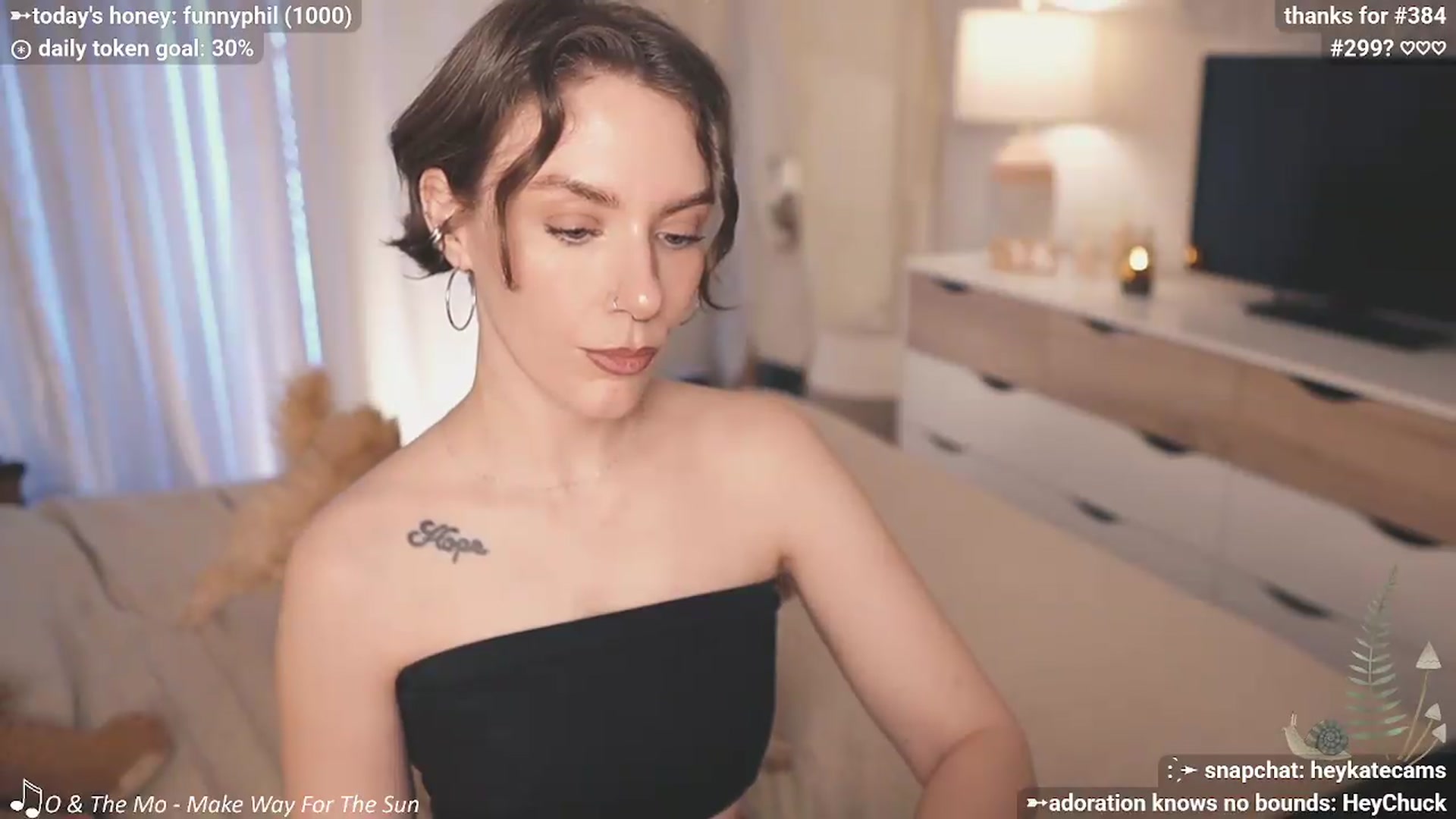 Gallery image thumbnail from HeyKate's myfreecams stream on, 05/10/2026, 05:03 image 6 of 20
