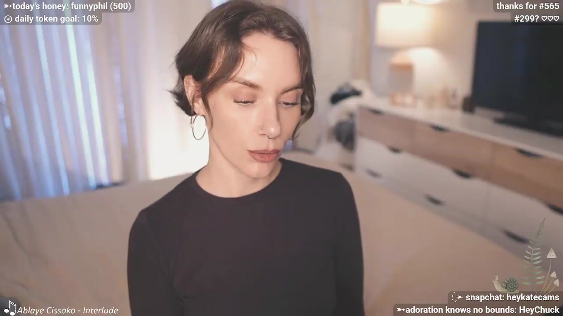 Gallery image thumbnail from HeyKate's myfreecams stream on, 05/15/2026, 01:29 image 2 of 20