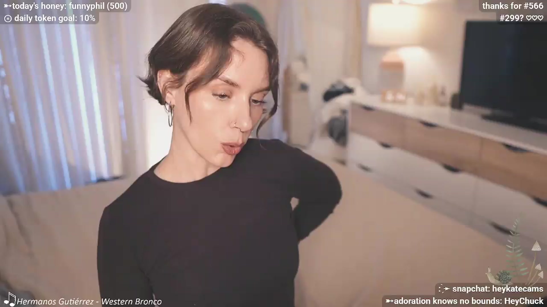 Gallery image thumbnail from HeyKate's myfreecams stream on, 05/15/2026, 01:29 image 16 of 20