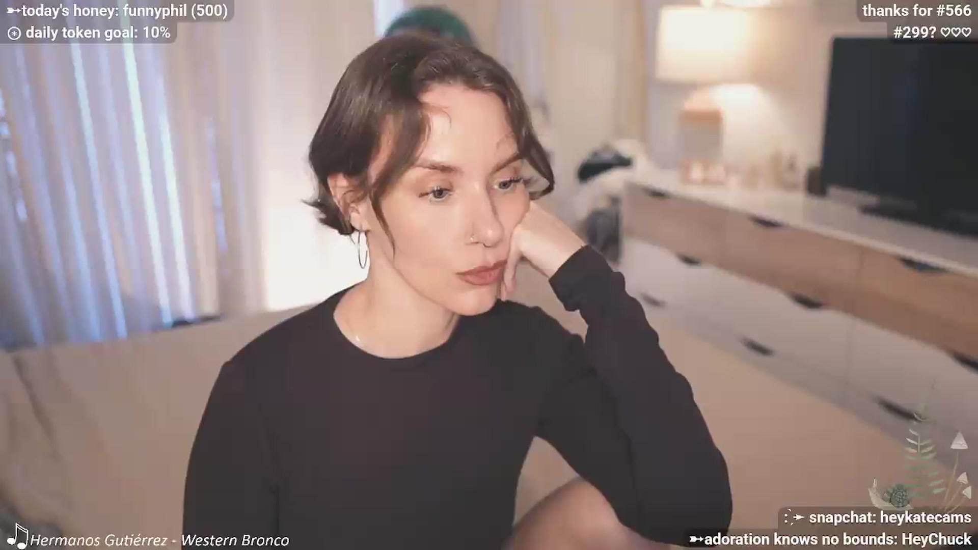 Gallery image thumbnail from HeyKate's myfreecams stream on, 05/15/2026, 01:29 image 17 of 20
