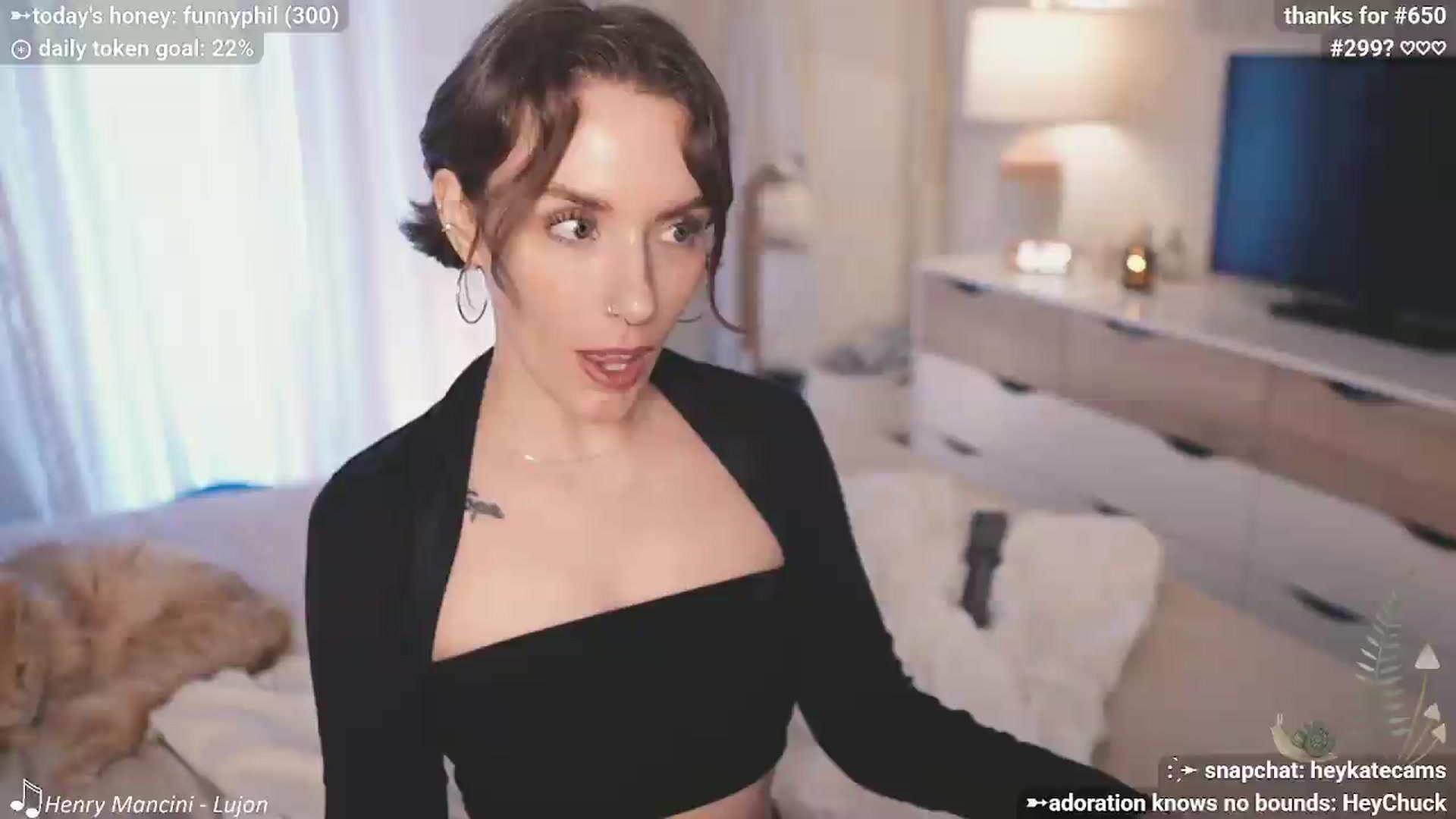 Gallery image thumbnail from HeyKate's myfreecams stream on, 05/17/2026, 02:08 image 13 of 20
