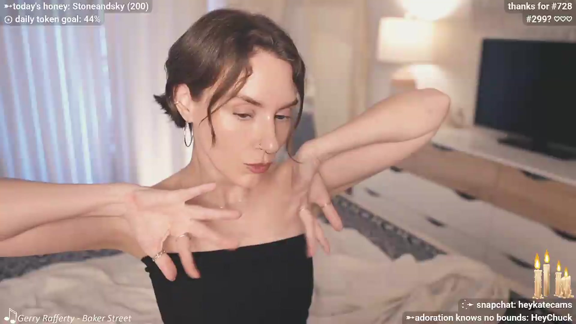 Gallery image thumbnail from HeyKate's myfreecams stream on, 05/20/2026, 02:59 image 13 of 20