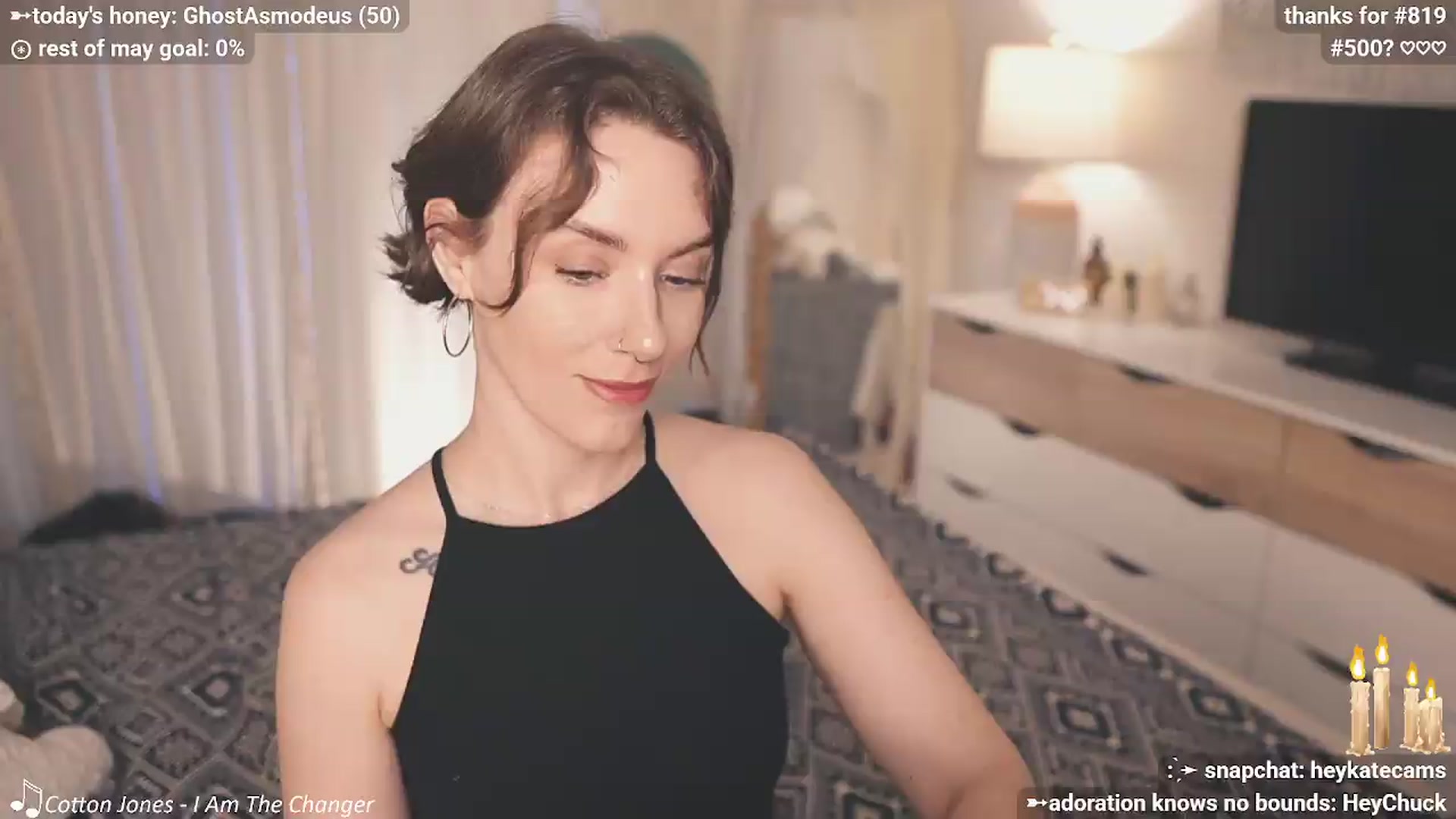 Gallery image thumbnail from HeyKate's myfreecams stream on, 05/22/2026, 03:16 image 9 of 20