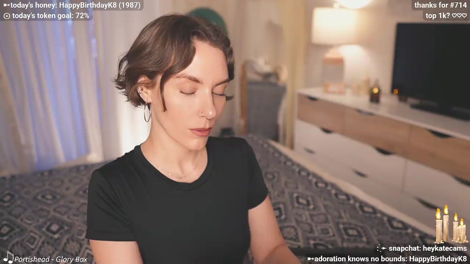 Gallery image thumbnail from HeyKate's myfreecams stream on, 06/05/2026, 04:10 image 11 of 20