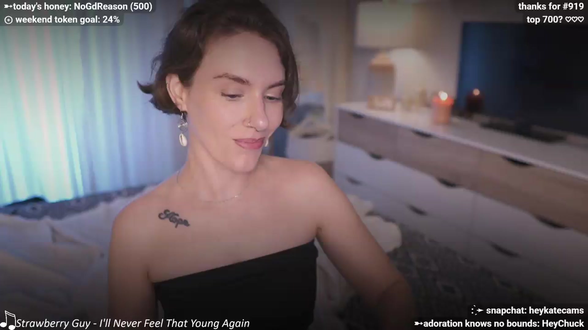 Gallery image thumbnail from HeyKate's myfreecams stream on, 06/15/2026, 02:29 image 2 of 20