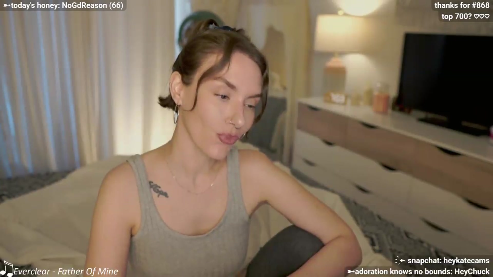 Gallery image thumbnail from HeyKate's myfreecams stream on, 06/22/2026, 02:58 image 11 of 20
