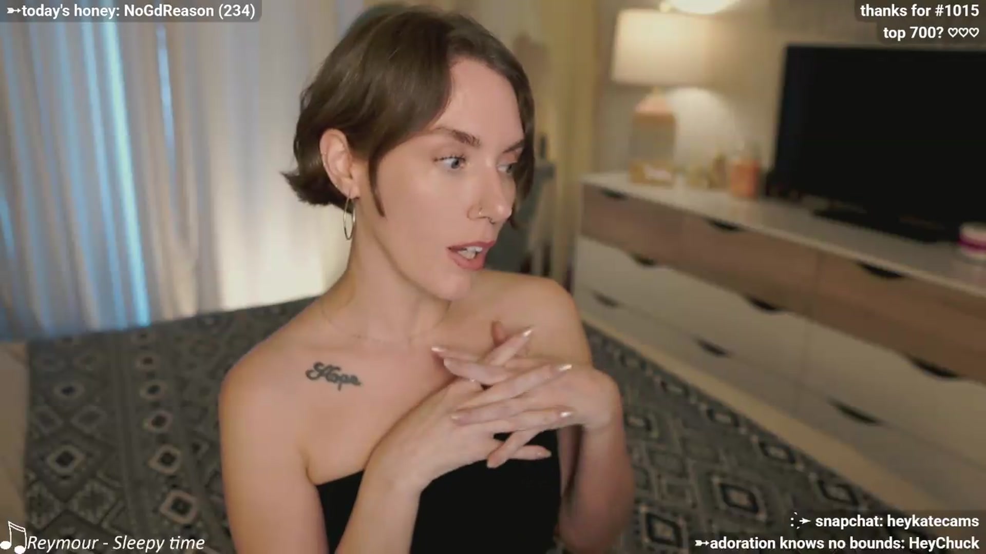 Gallery image thumbnail from HeyKate's myfreecams stream on, 06/26/2026, 03:16 image 13 of 20