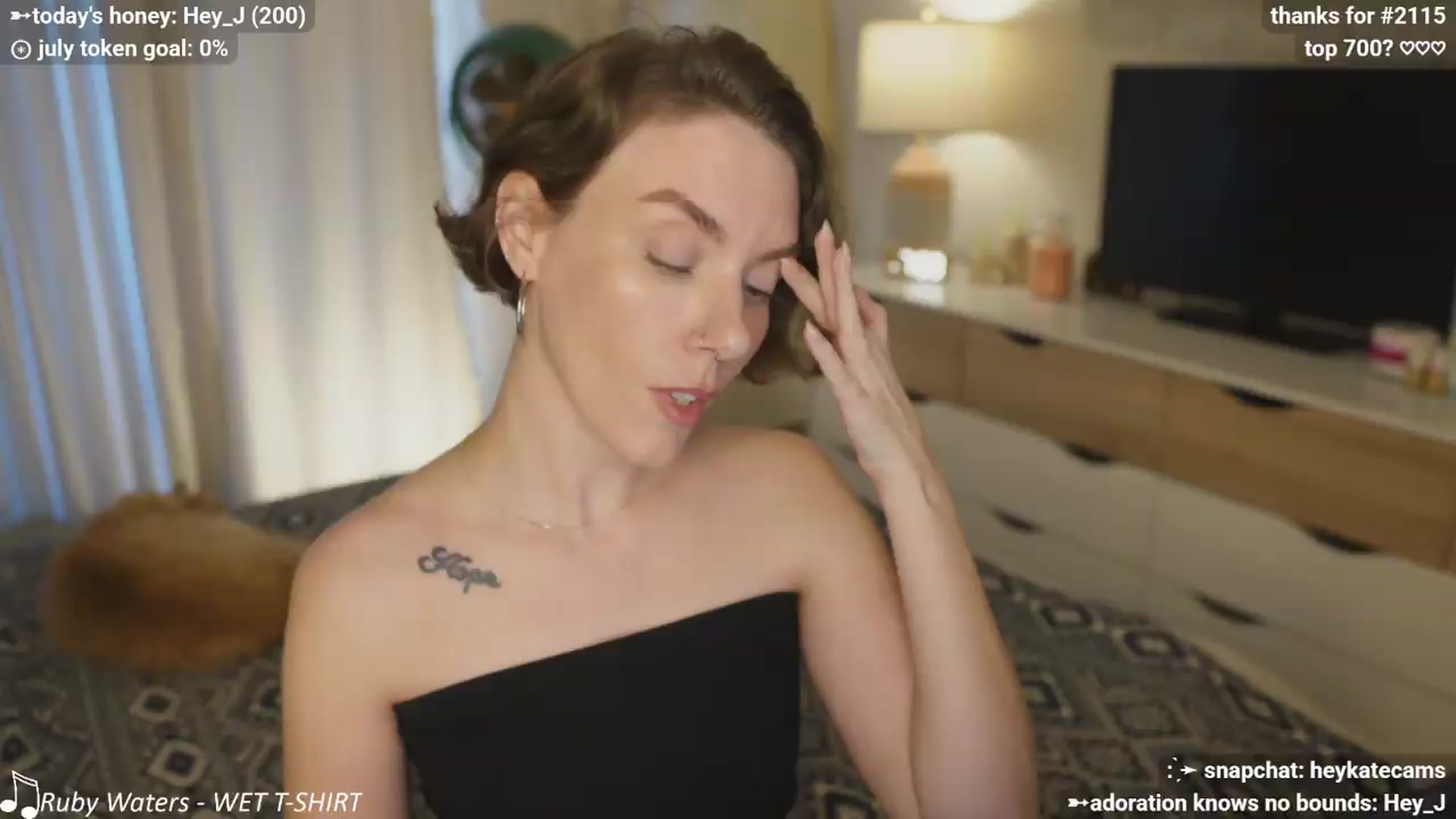 Gallery image thumbnail from HeyKate's myfreecams stream on, 07/03/2026, 02:53 image 8 of 20