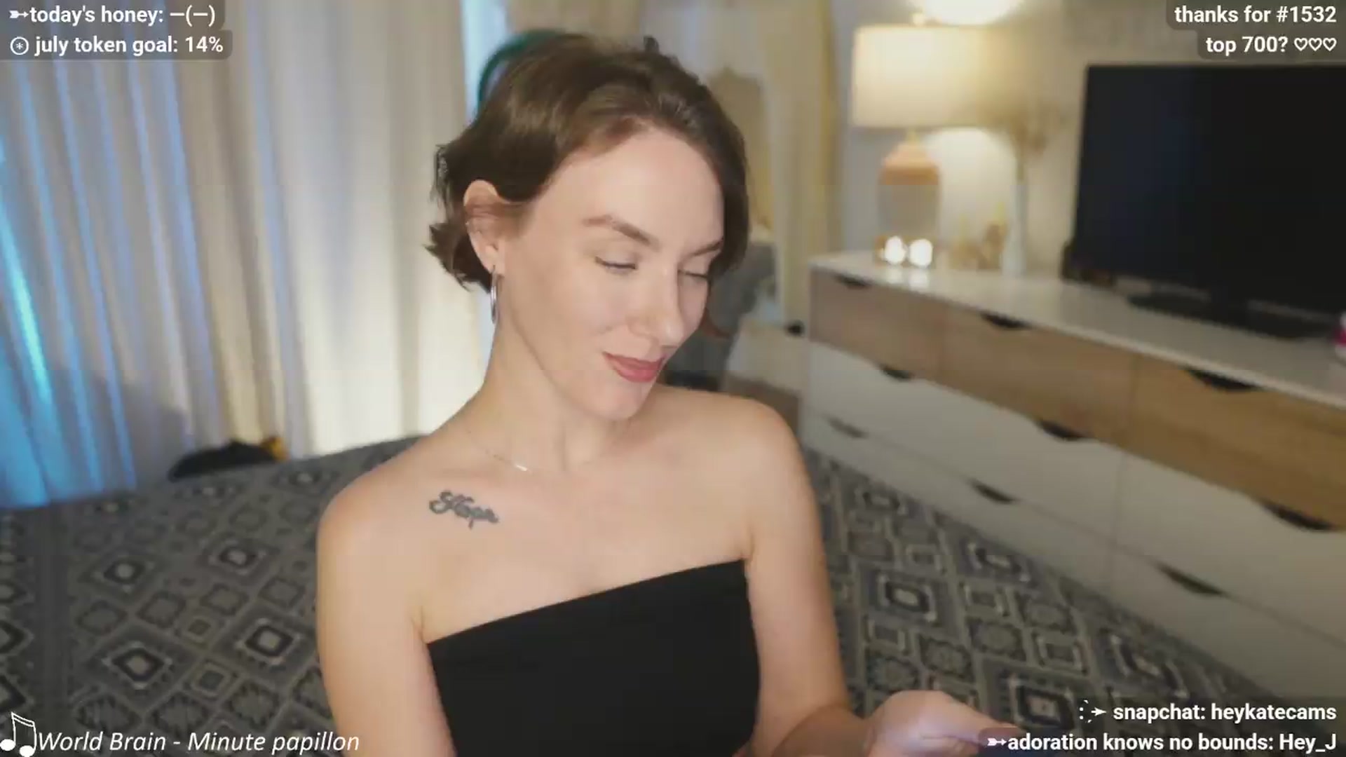 Gallery image thumbnail from HeyKate's myfreecams stream on, 07/08/2026, 02:23 image 7 of 20