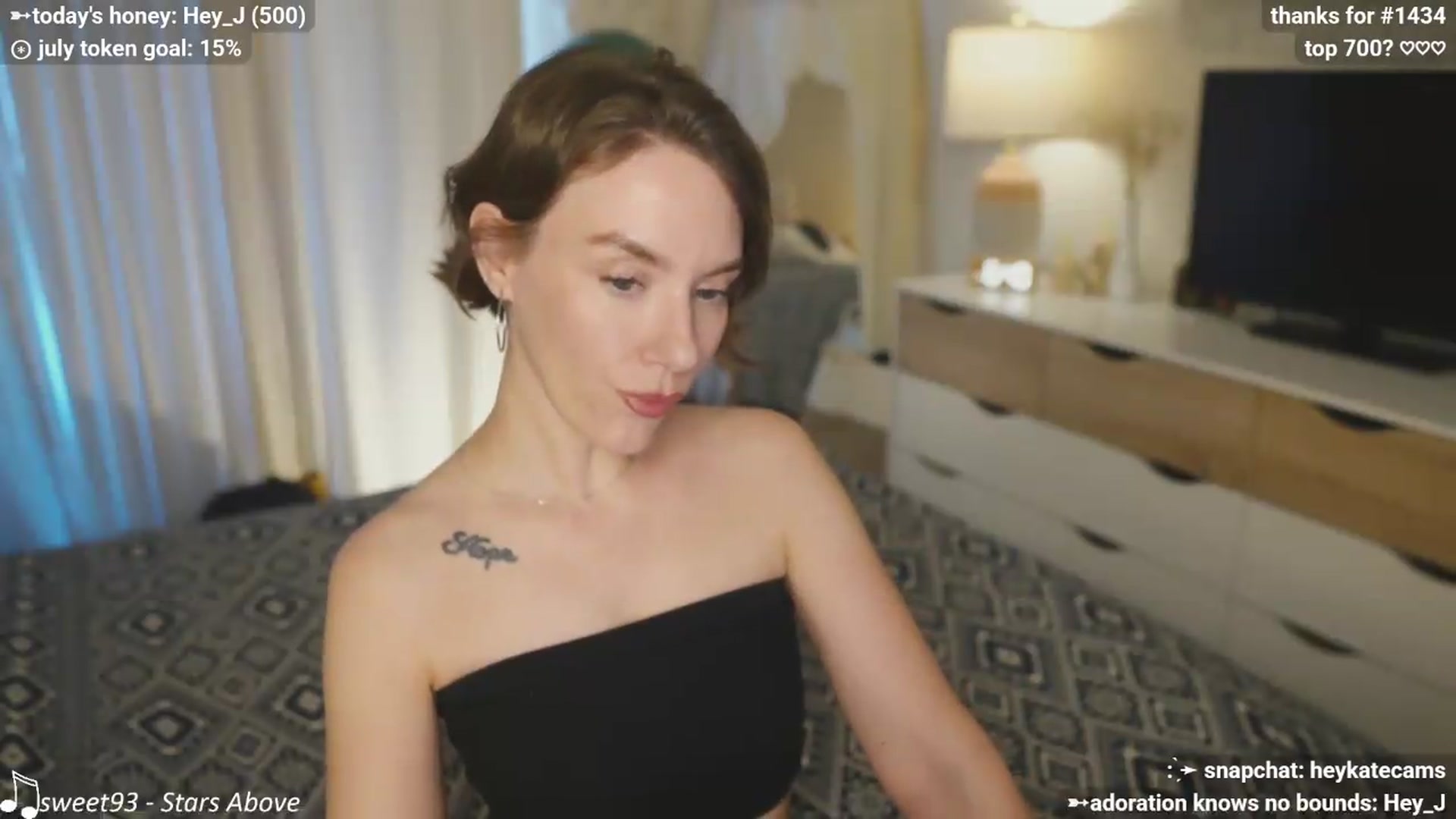 Gallery image thumbnail from HeyKate's myfreecams stream on, 07/08/2026, 02:23 image 13 of 20