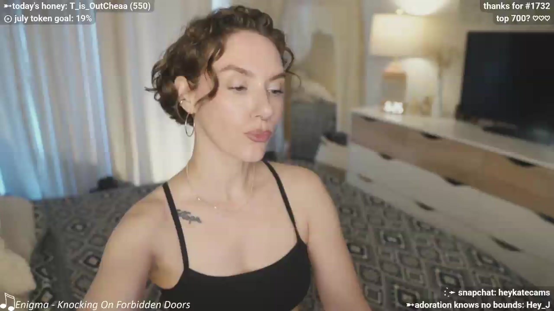 Gallery image thumbnail from HeyKate's myfreecams stream on, 07/12/2026, 03:23 image 7 of 20