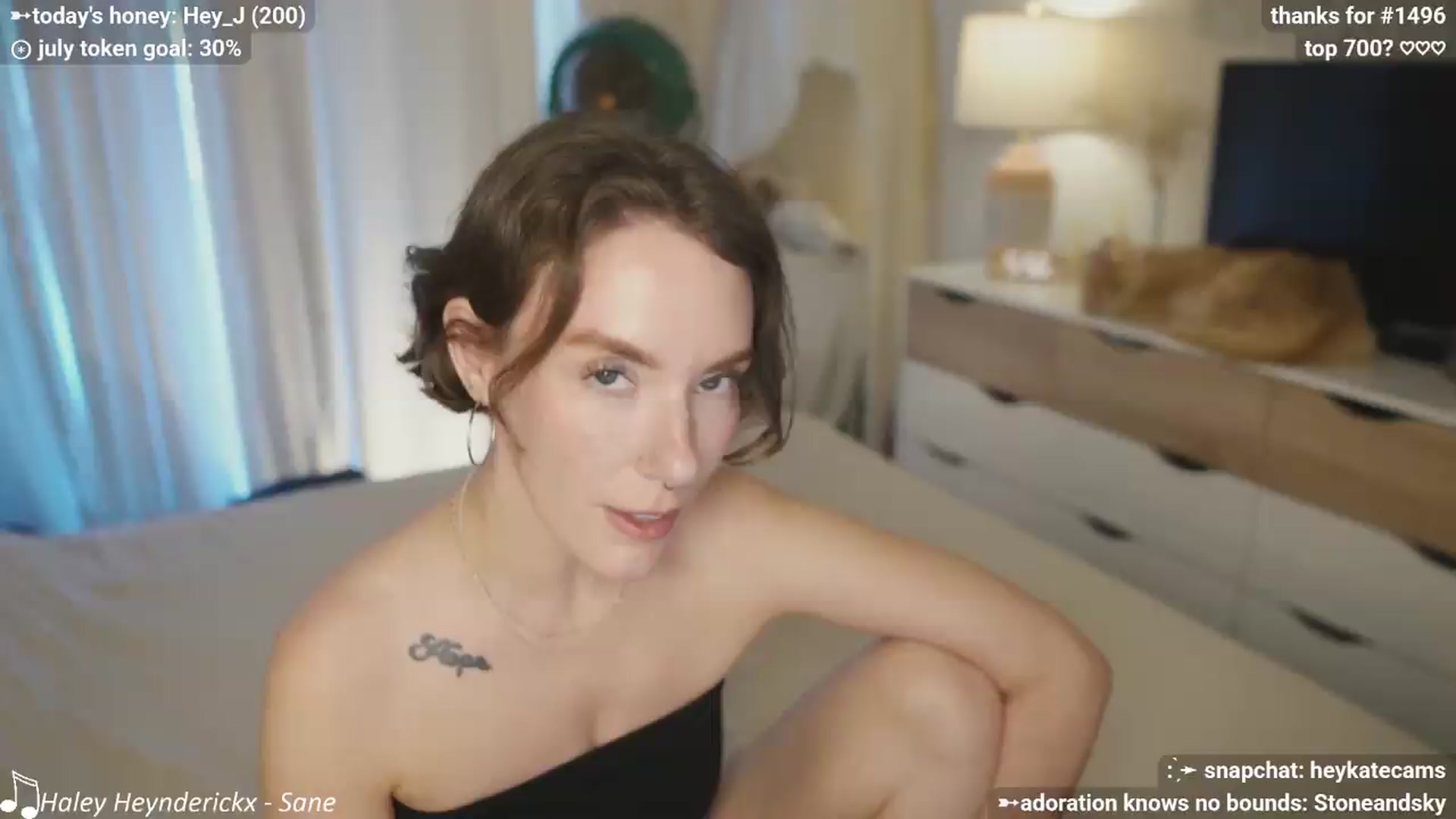Gallery image thumbnail from HeyKate's myfreecams stream on, 07/15/2026, 07:16 image 13 of 20