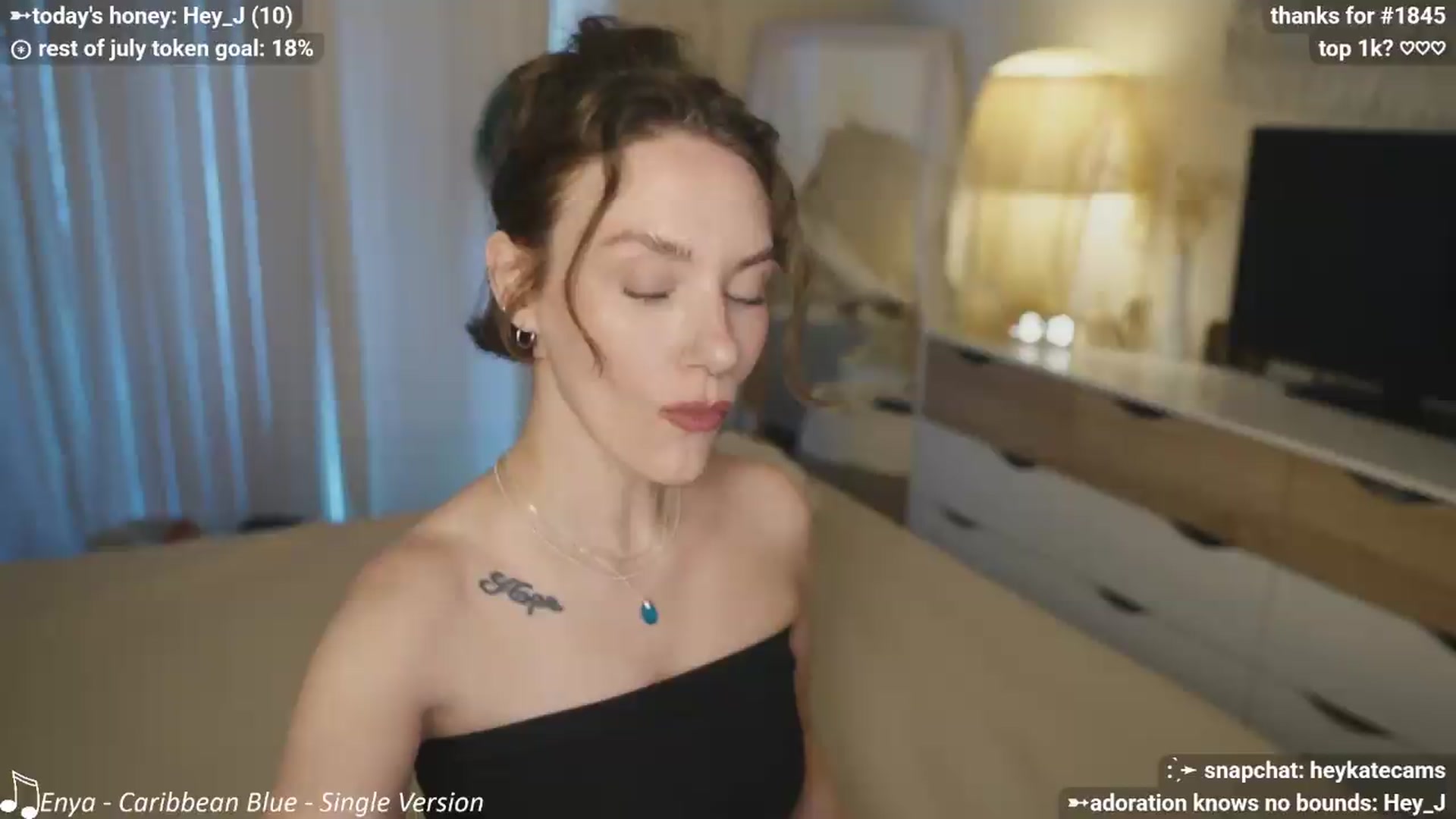 Gallery image thumbnail from HeyKate's myfreecams stream on, 07/28/2026, 03:04 image 4 of 20
