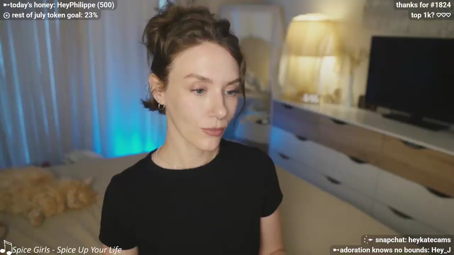 Gallery image thumbnail from HeyKate's myfreecams stream on, 07/29/2026, 02:47 image 13 of 20