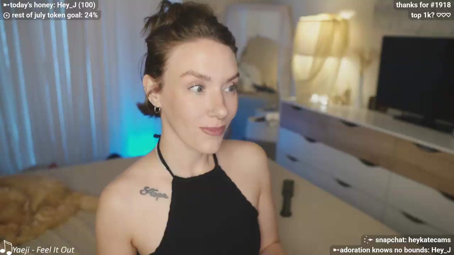 Gallery image thumbnail from HeyKate's myfreecams stream on, 07/31/2026, 03:02 image 3 of 20