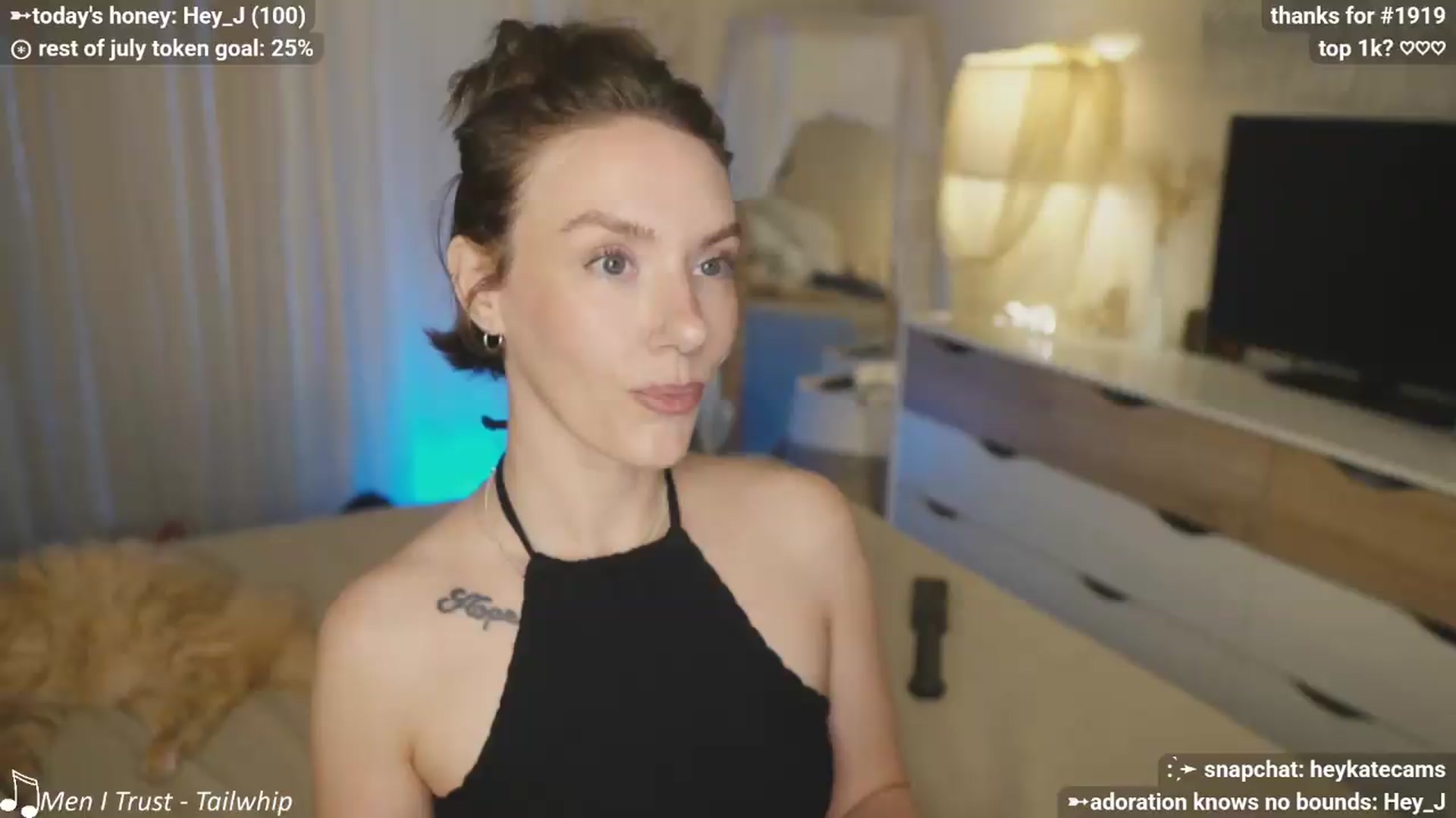 Gallery image thumbnail from HeyKate's myfreecams stream on, 07/31/2026, 03:02 image 18 of 20