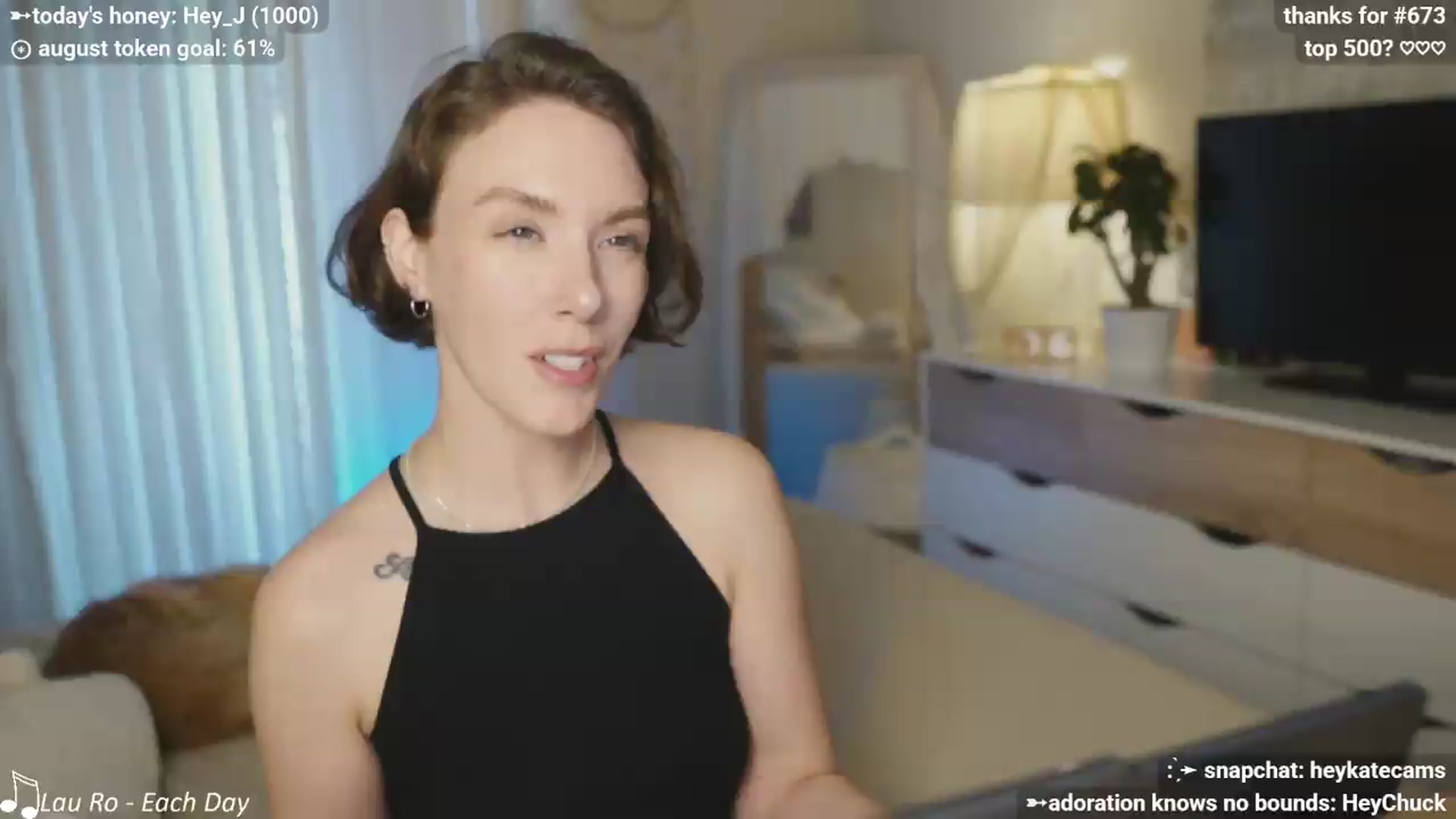 Gallery image thumbnail from HeyKate's myfreecams stream on, 08/14/2026, 03:16 image 12 of 20