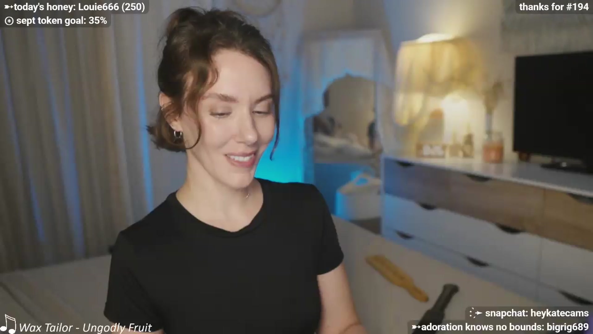 Gallery image thumbnail from HeyKate's myfreecams stream on, 09/07/2026, 04:37 image 14 of 20