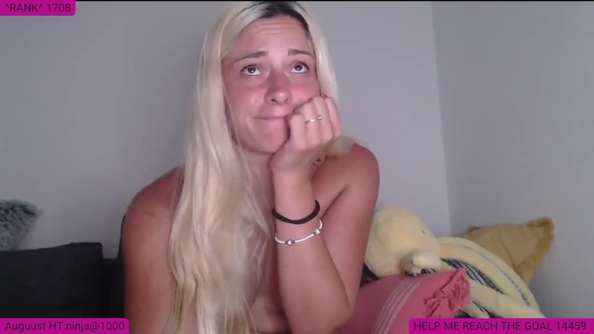 Gallery image thumbnail from HeyLola's myfreecams stream on, 08/17/2026, 22:11 image 16 of 20