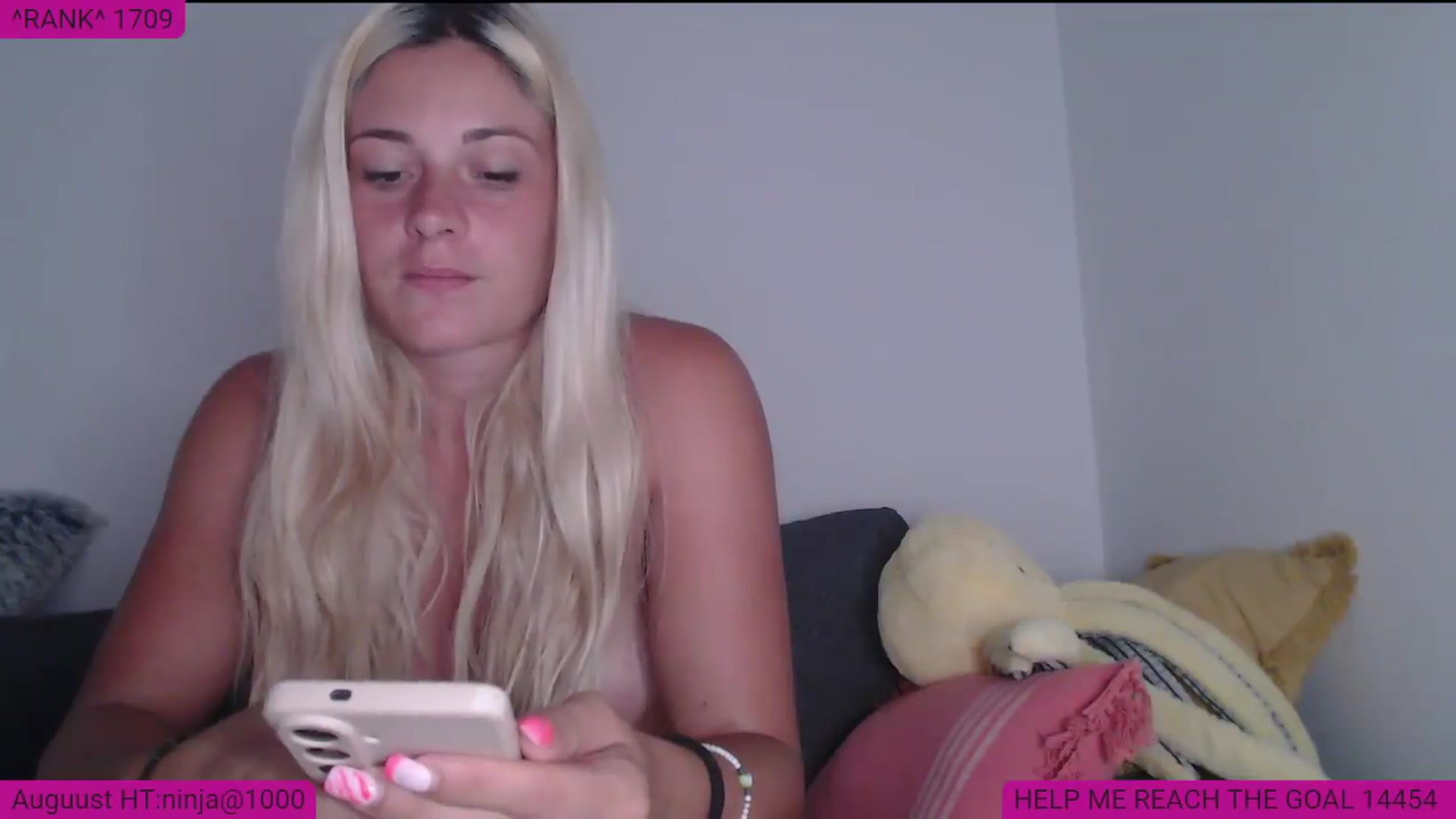 Gallery image thumbnail from HeyLola's myfreecams stream on, 08/17/2026, 22:11 image 19 of 20