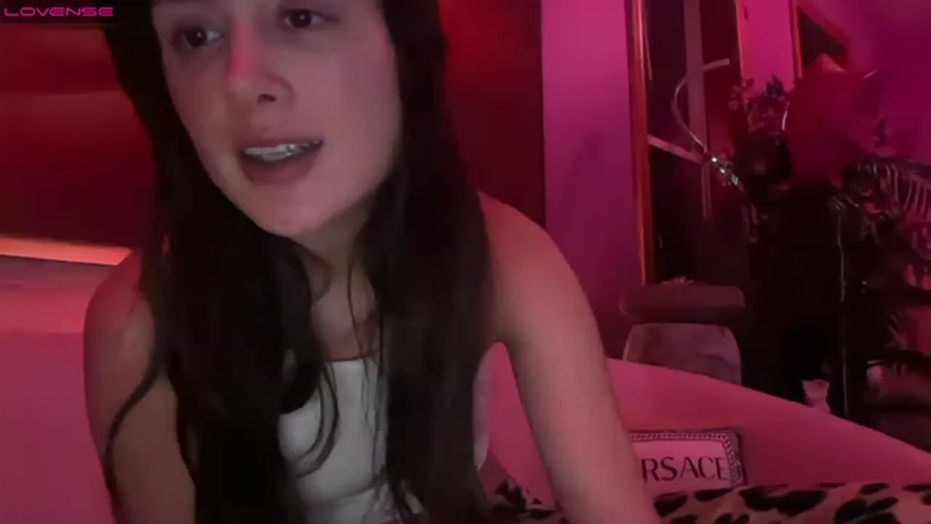 Gallery image thumbnail from HeyNovaBella's myfreecams stream on, 07/19/2023, 03:26 image 17 of 20
