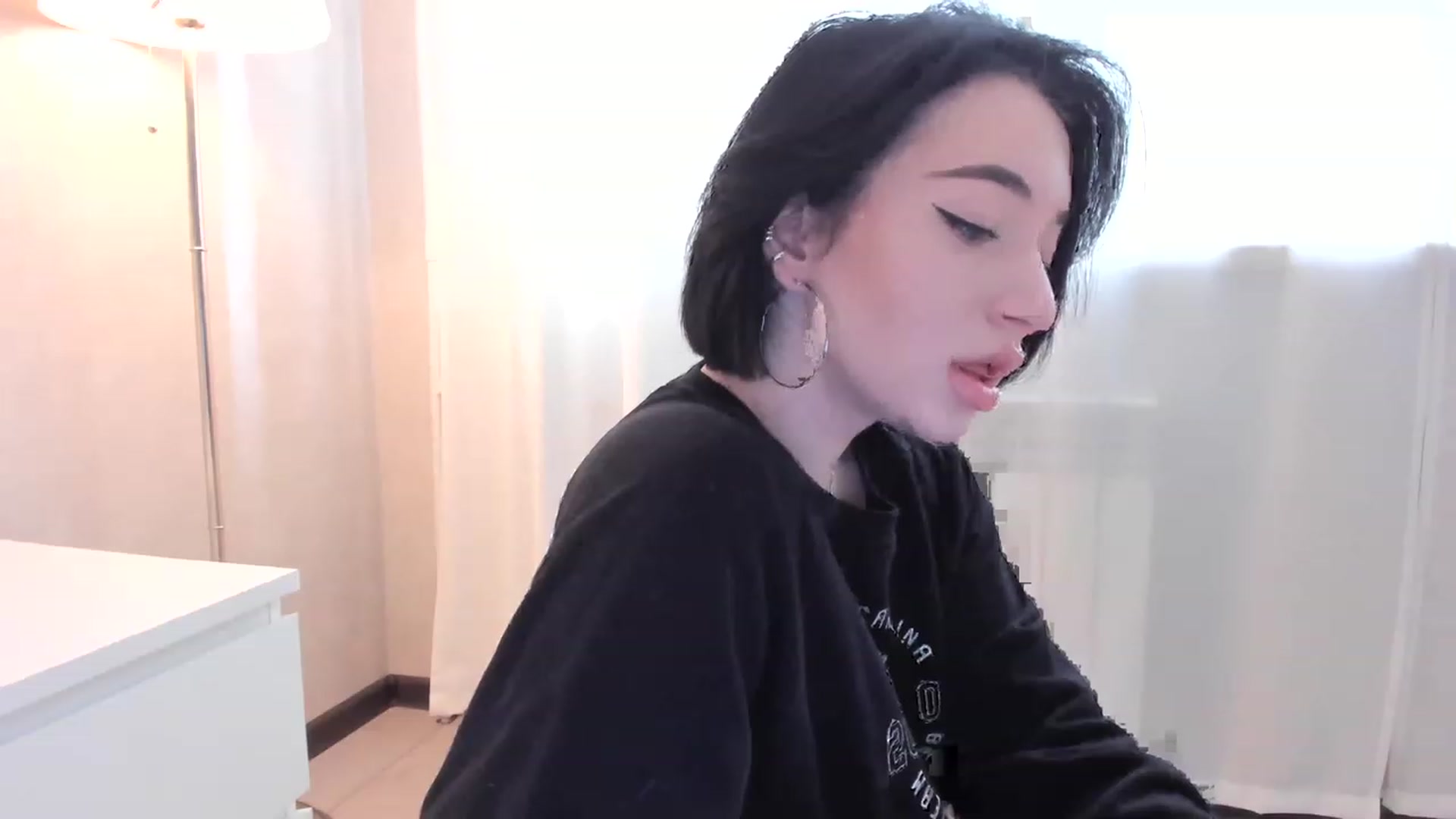 Gallery image thumbnail from HeyRose's myfreecams stream on, 03/22/2023, 05:21 image 18 of 20