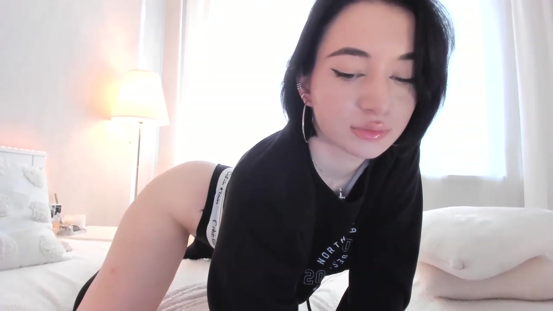 Gallery image thumbnail from HeyRose's myfreecams stream on, 03/22/2023, 07:54 image 16 of 20