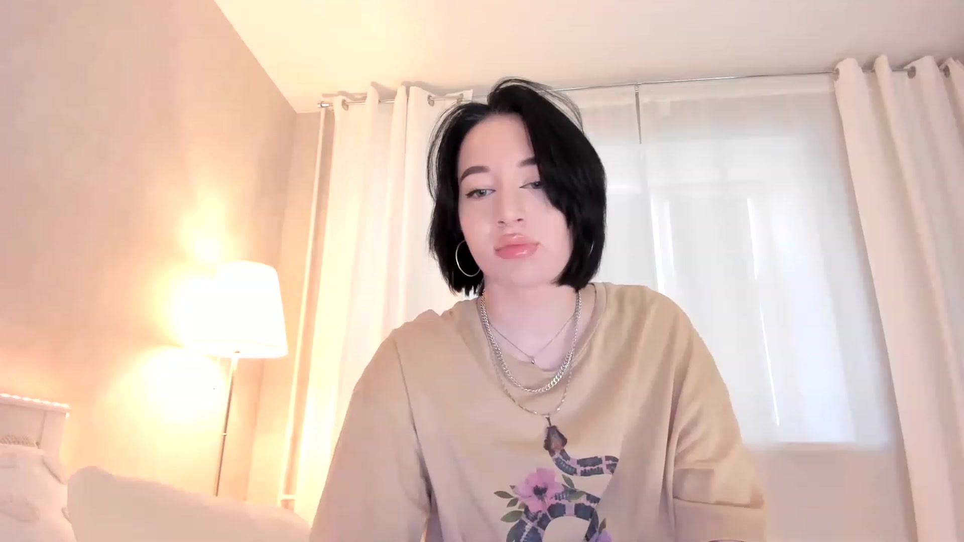 Gallery image thumbnail from HeyRose's myfreecams stream on, 04/22/2023, 13:35 image 6 of 20