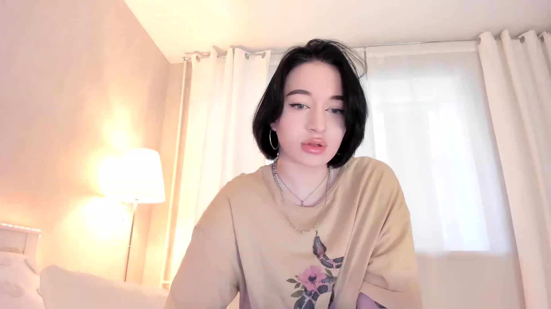 Gallery image thumbnail from HeyRose's myfreecams stream on, 04/22/2023, 13:35 image 3 of 20