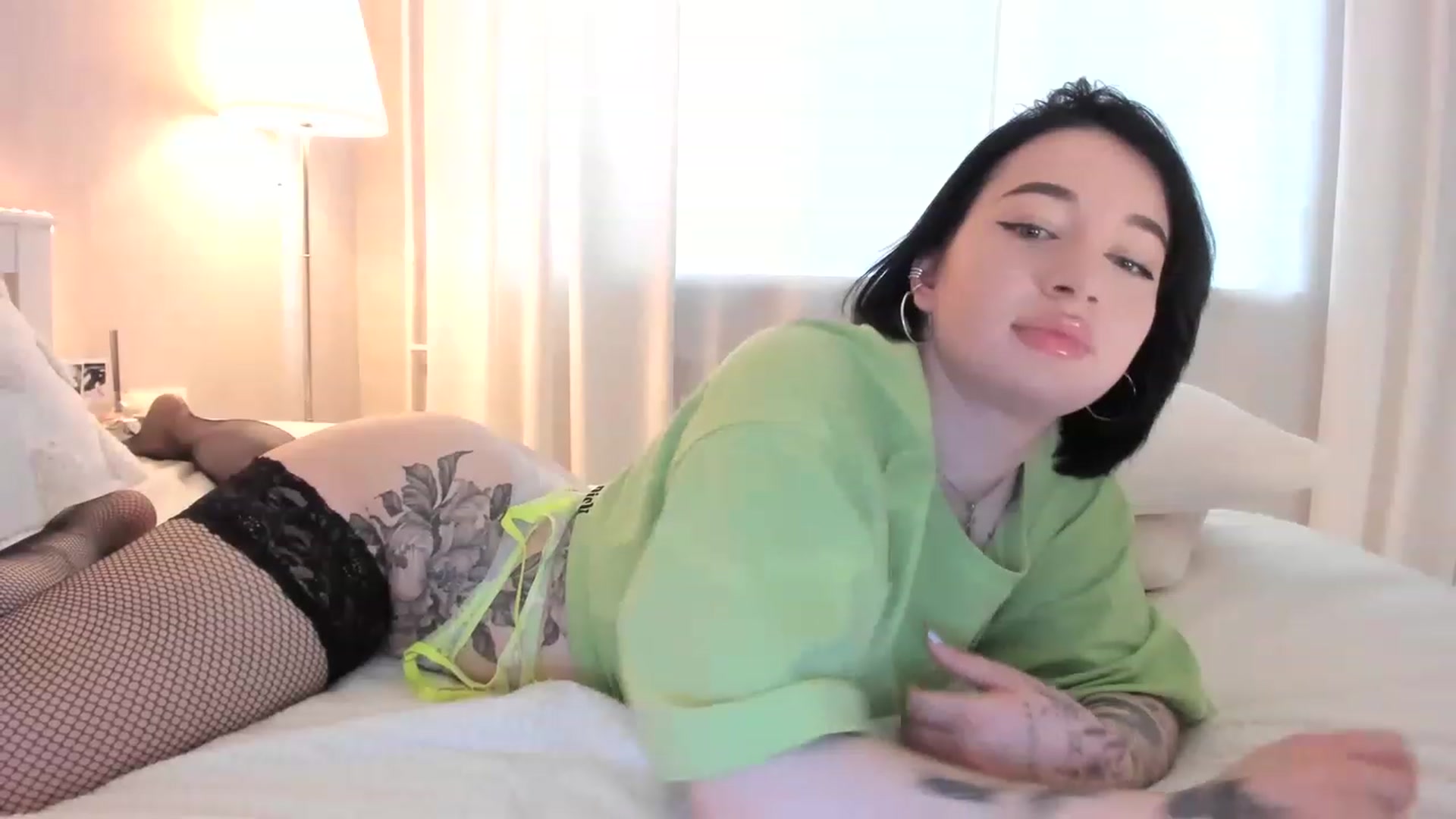 Gallery image thumbnail from HeyRose's myfreecams stream on, 04/24/2023, 10:17 image 2 of 20