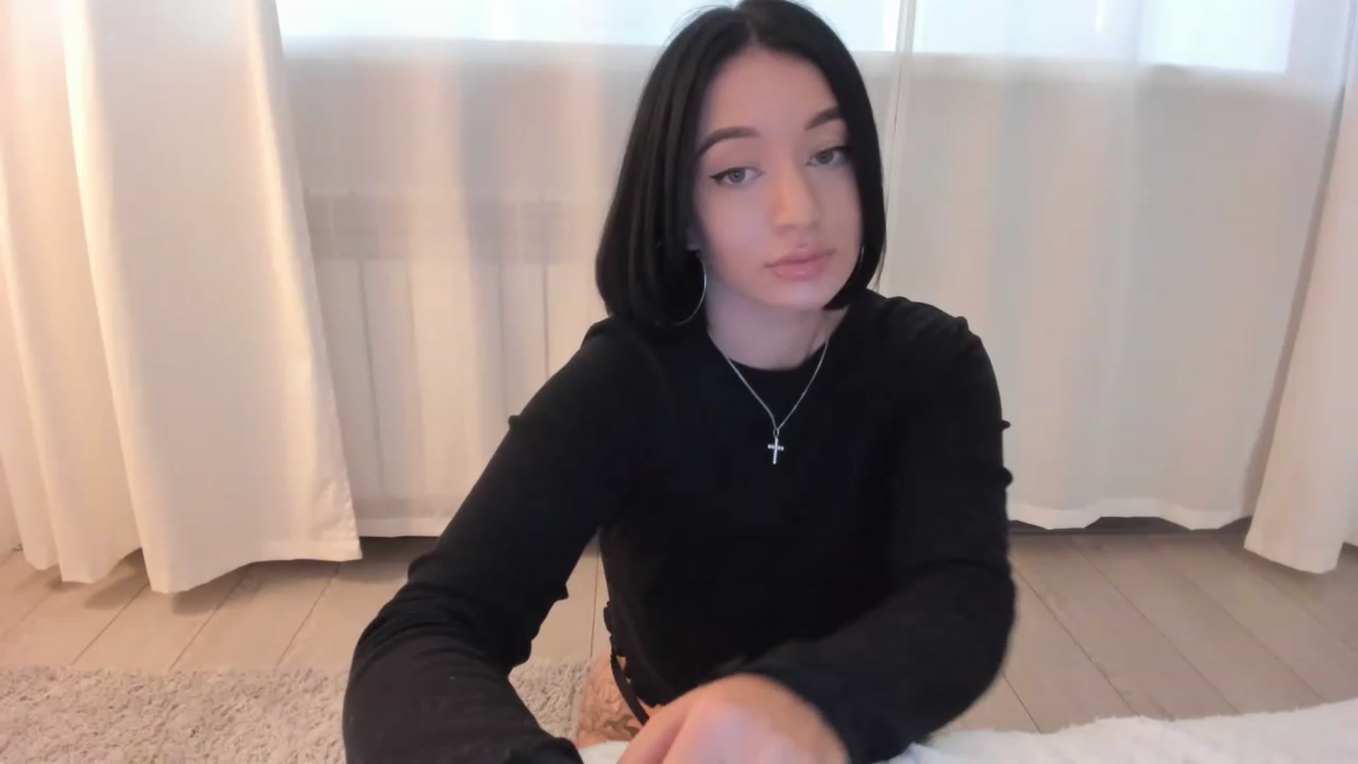 Gallery image thumbnail from HeyRose's myfreecams stream on, 08/21/2023, 10:36 image 14 of 20