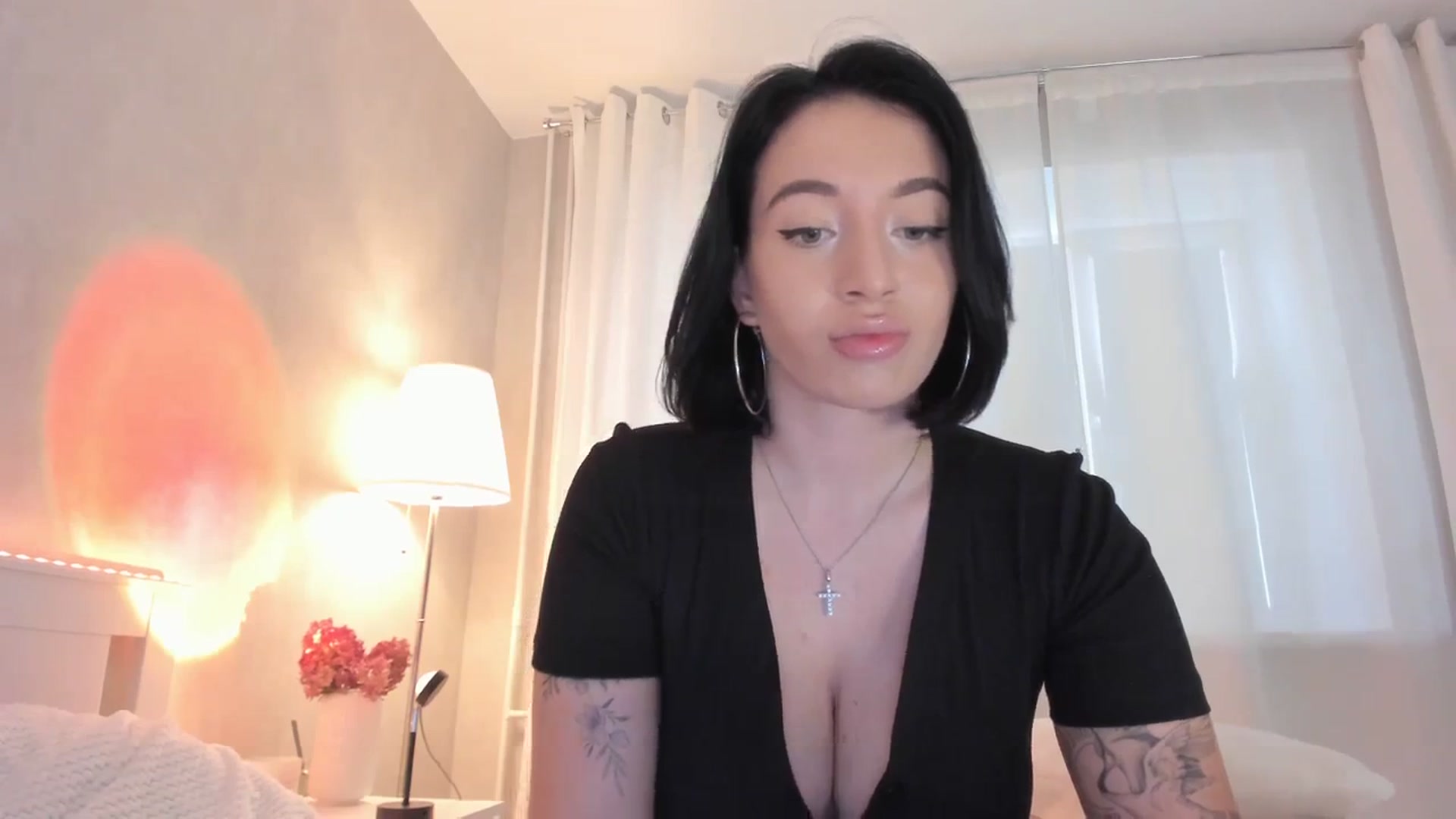 Gallery image thumbnail from HeyRose's myfreecams stream on, 09/12/2023, 08:43 image 2 of 20
