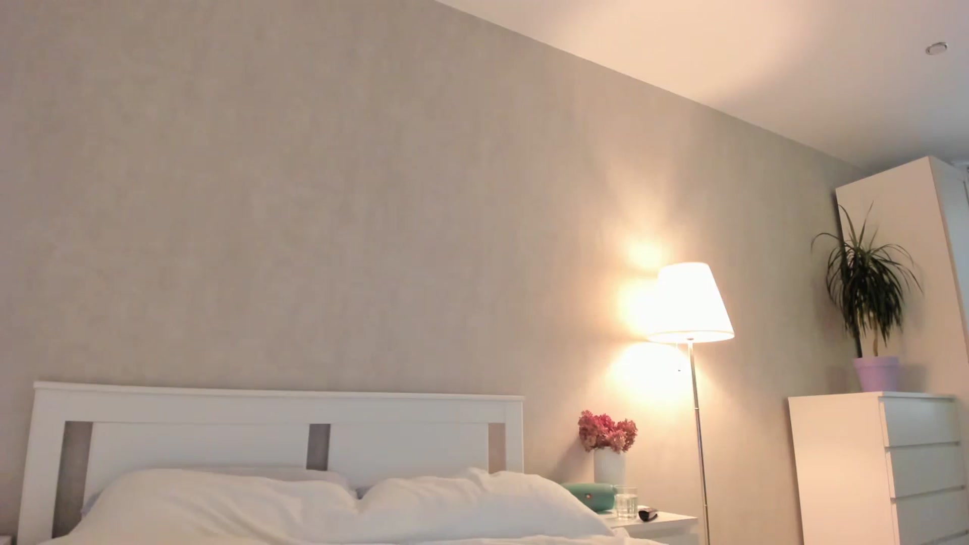 Gallery image thumbnail from HeyRose's myfreecams stream on, 09/14/2023, 06:51 image 17 of 20