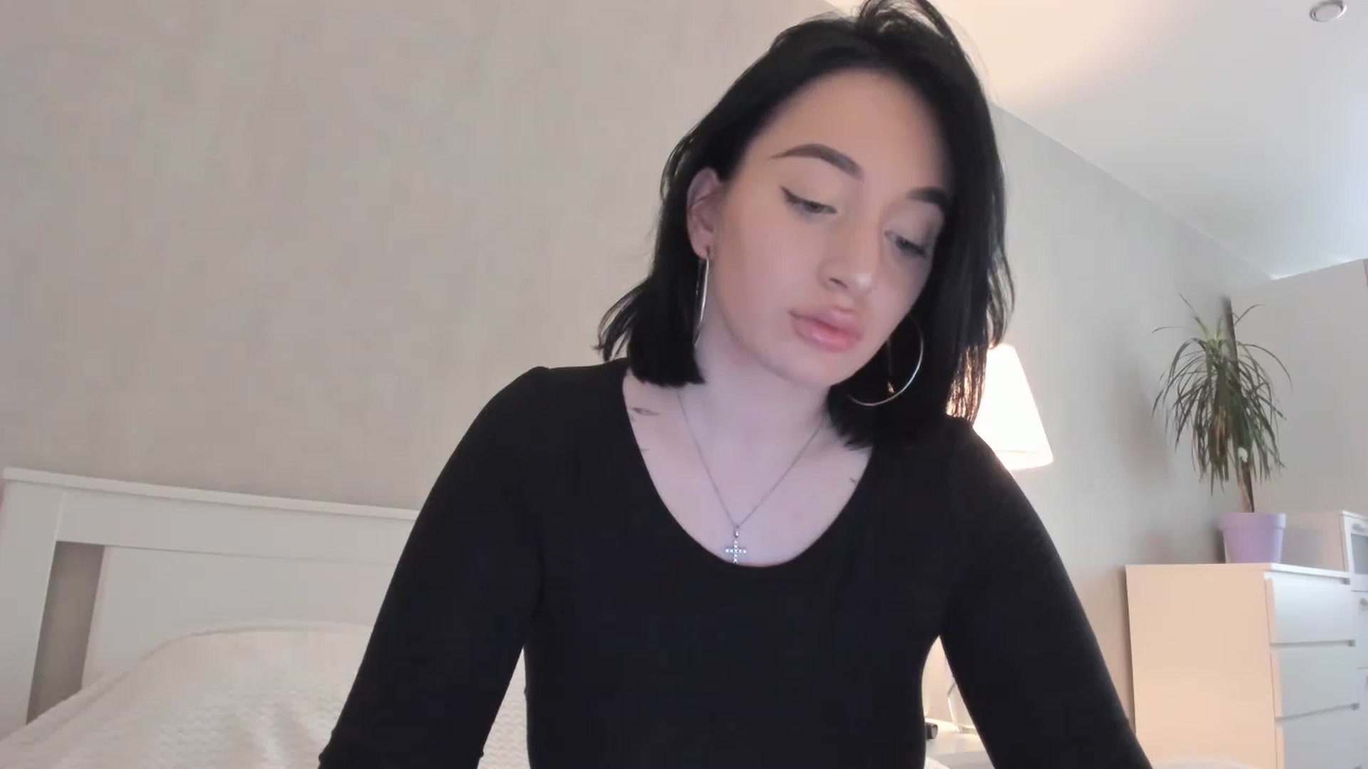 Gallery image thumbnail from HeyRose's myfreecams stream on, 10/03/2023, 04:55 image 15 of 20