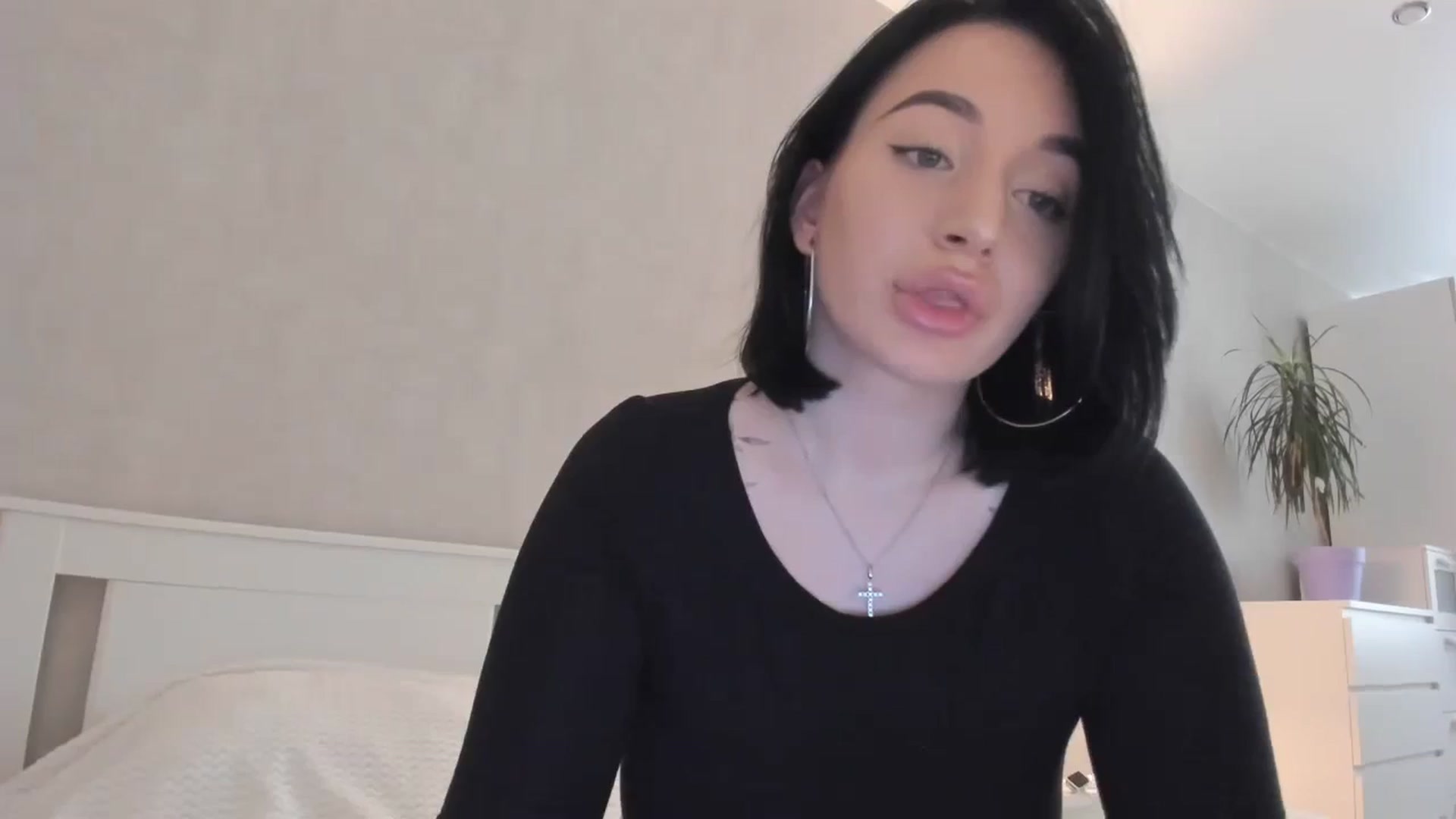 Gallery image thumbnail from HeyRose's myfreecams stream on, 10/03/2023, 05:11 image 3 of 20