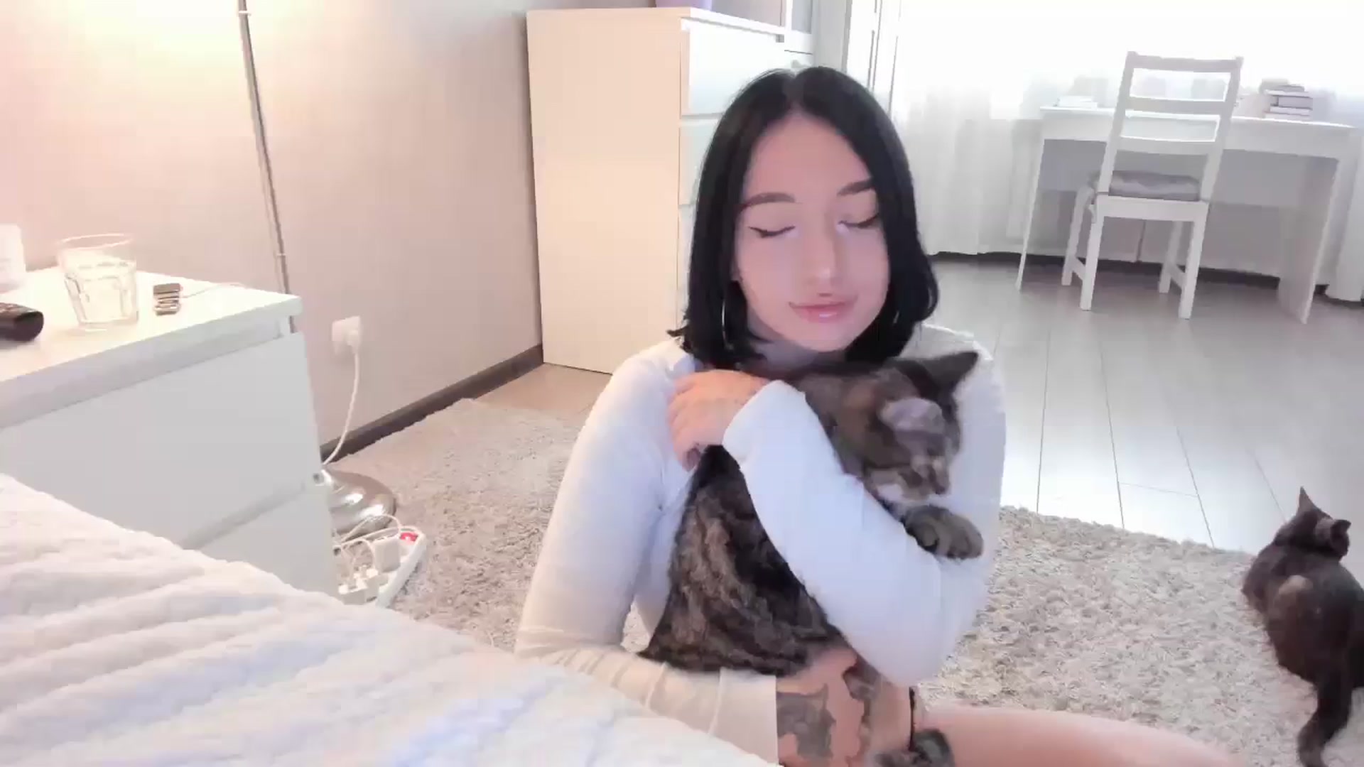 Gallery image thumbnail from HeyRose's myfreecams stream on, 10/05/2023, 05:43 image 11 of 20