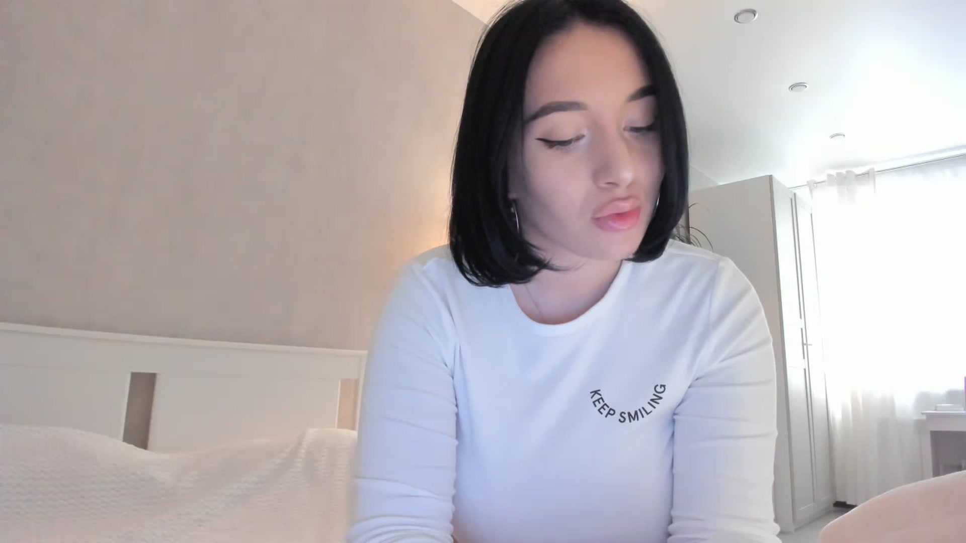 Gallery image thumbnail from HeyRose's myfreecams stream on, 10/05/2023, 07:21 image 1 of 20