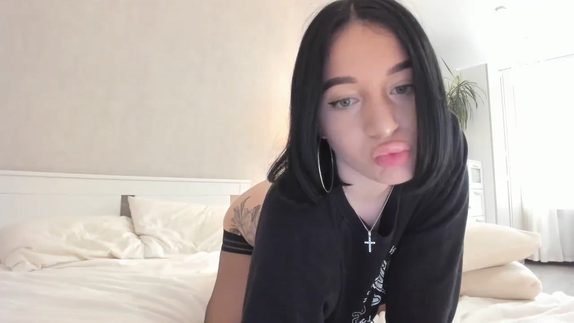 Gallery image thumbnail from HeyRose's myfreecams stream on, 10/10/2023, 06:16 image 20 of 20