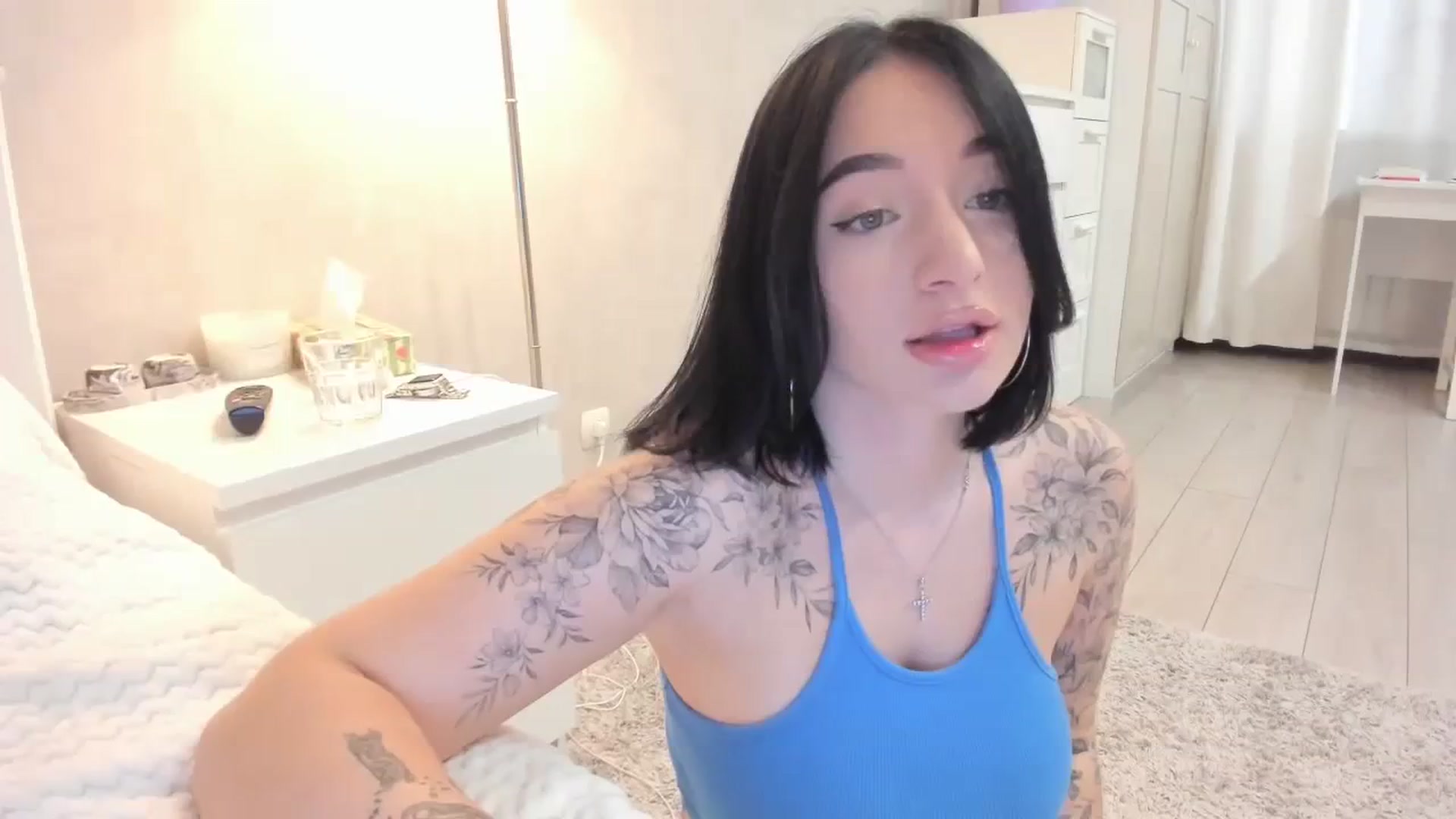 Gallery image thumbnail from HeyRose's myfreecams stream on, 10/17/2023, 08:06 image 20 of 20