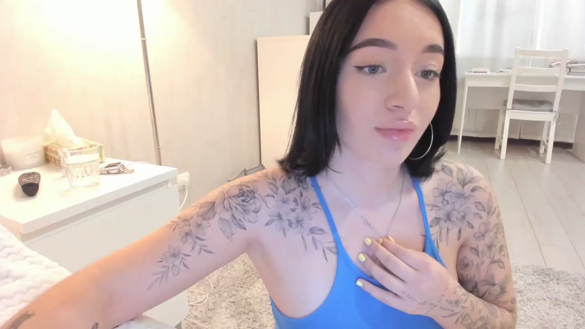 Gallery image thumbnail from HeyRose's myfreecams stream on, 10/17/2023, 09:08 image 13 of 20