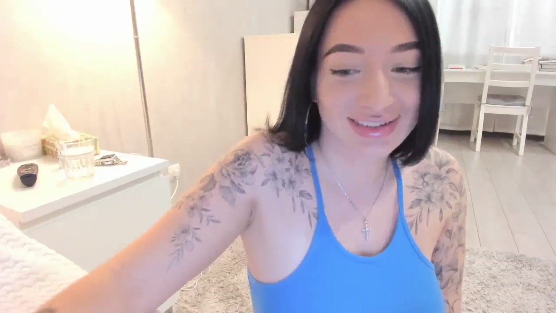 Gallery image thumbnail from HeyRose's myfreecams stream on, 10/17/2023, 09:08 image 12 of 20