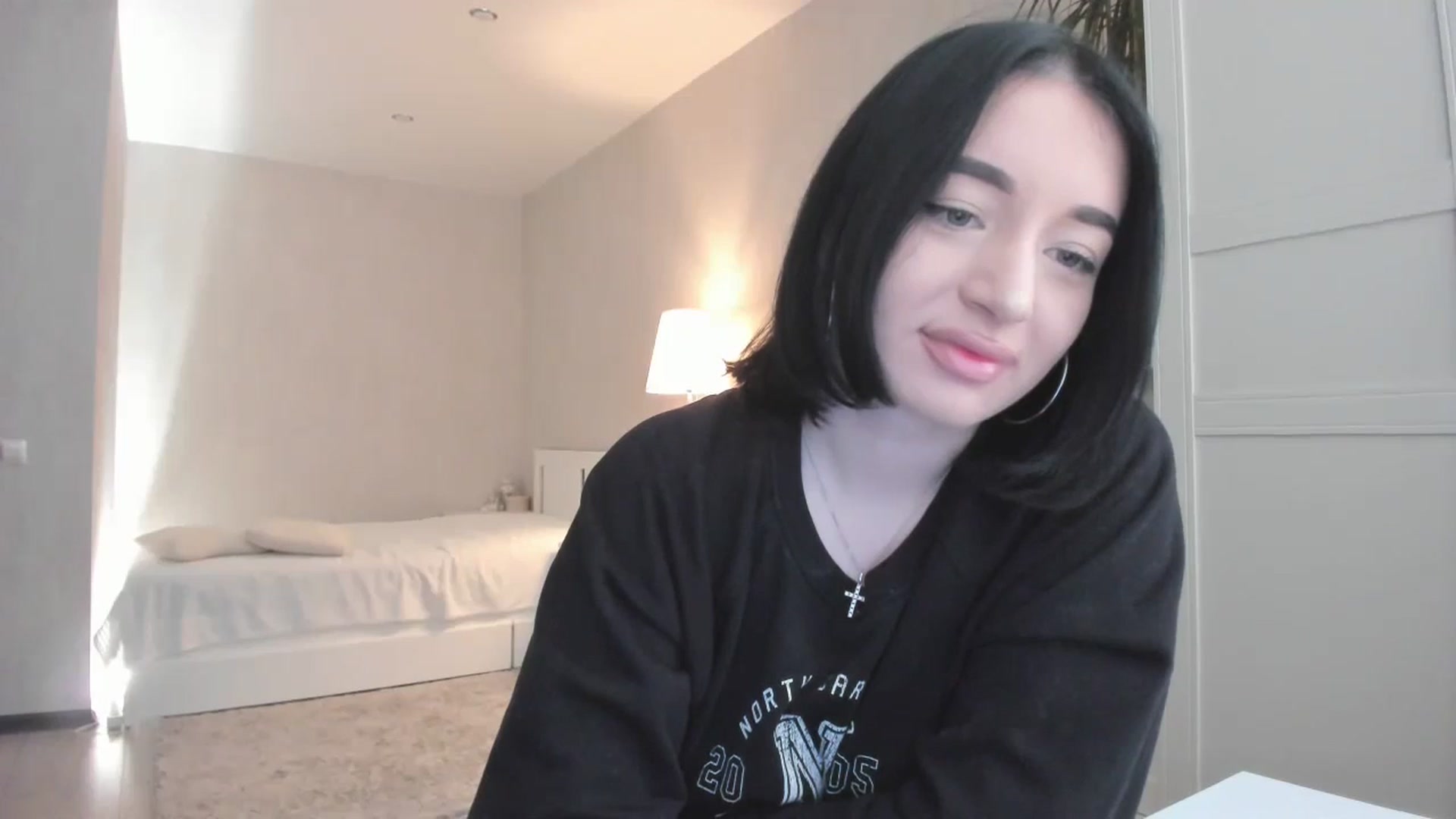 Gallery image thumbnail from HeyRose's myfreecams stream on, 10/18/2023, 05:57 image 15 of 20