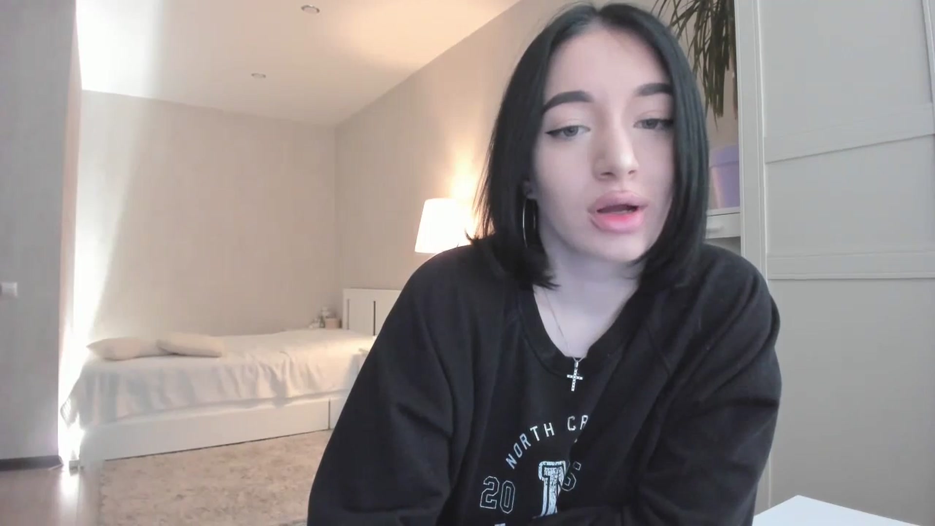 Gallery image thumbnail from HeyRose's myfreecams stream on, 10/18/2023, 05:57 image 16 of 20