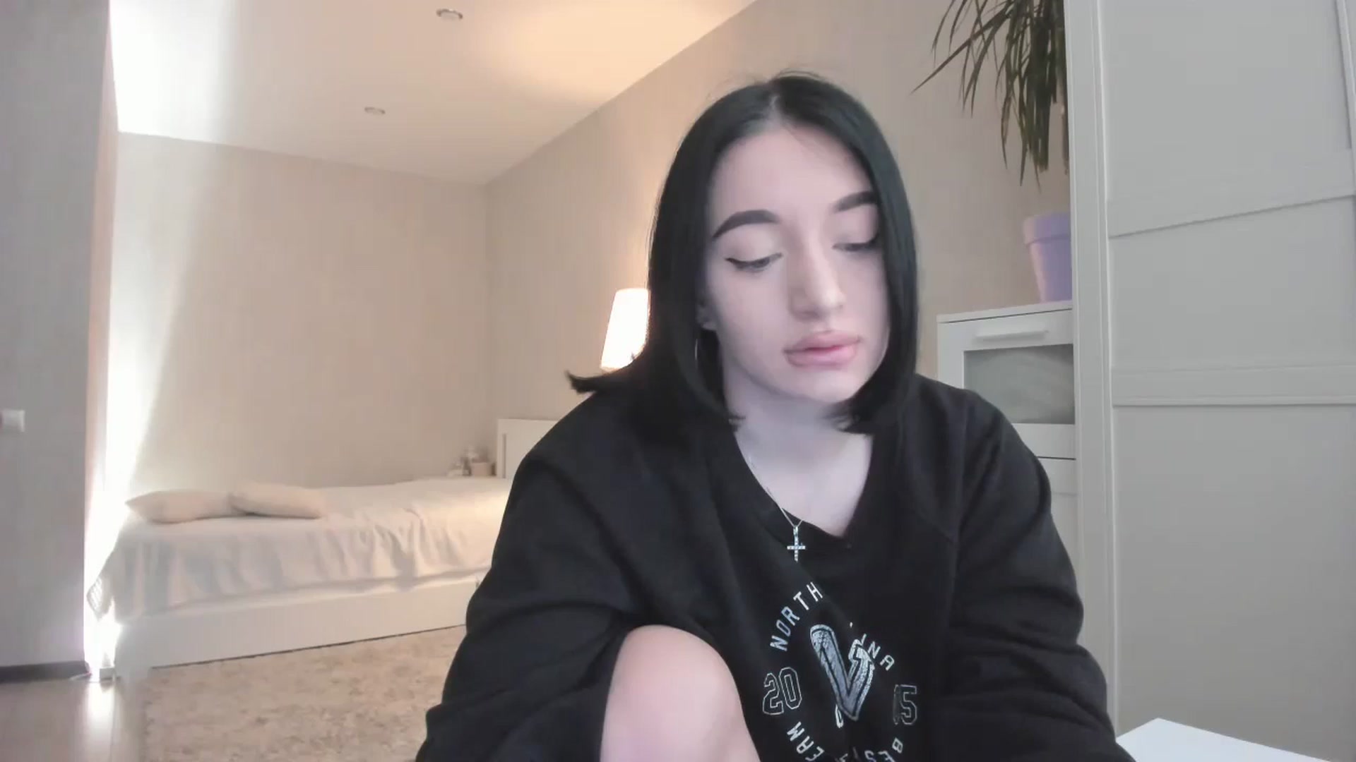 Gallery image thumbnail from HeyRose's myfreecams stream on, 10/18/2023, 05:57 image 7 of 20