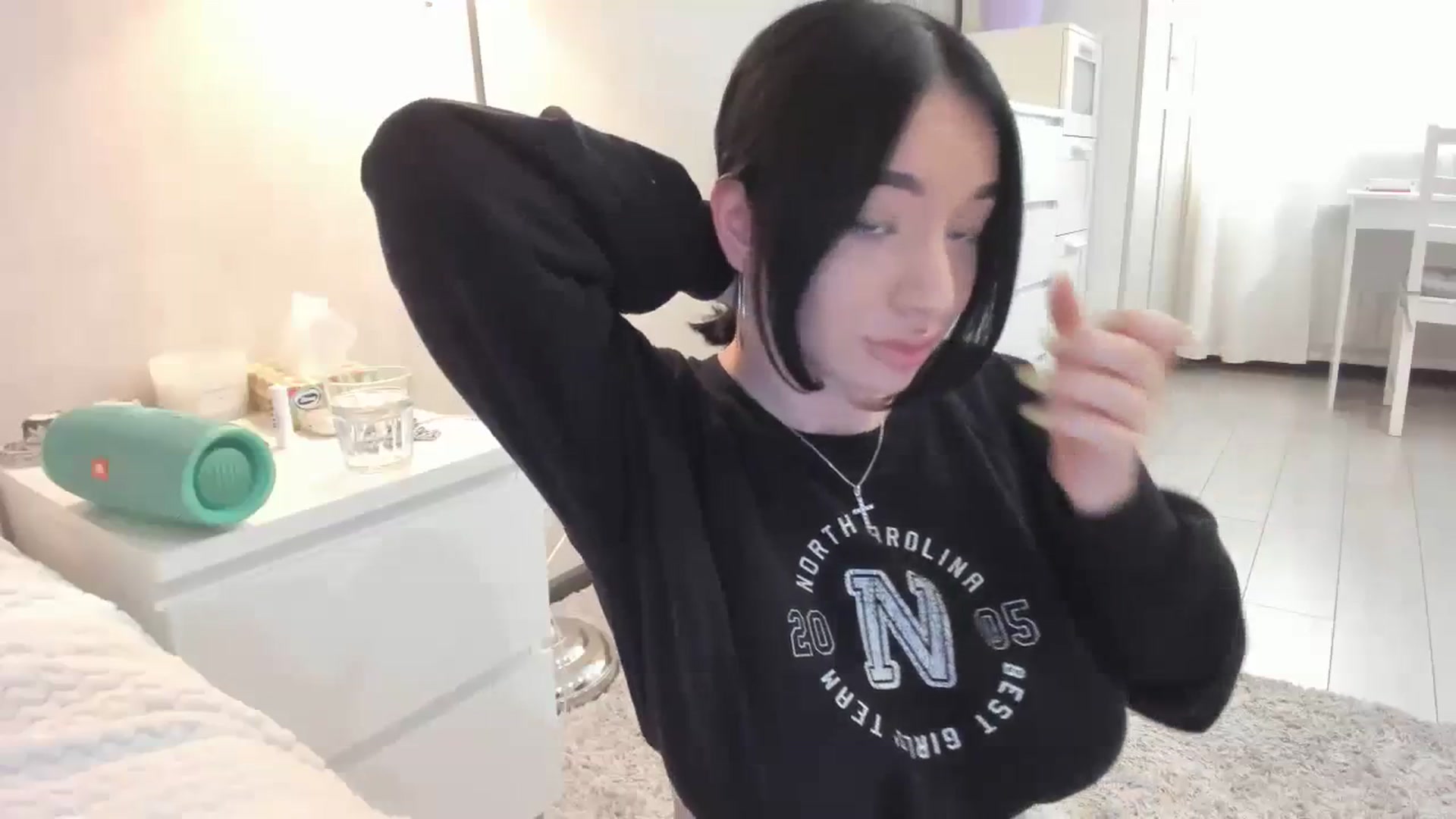 Gallery image thumbnail from HeyRose's myfreecams stream on, 10/18/2023, 07:41 image 13 of 20