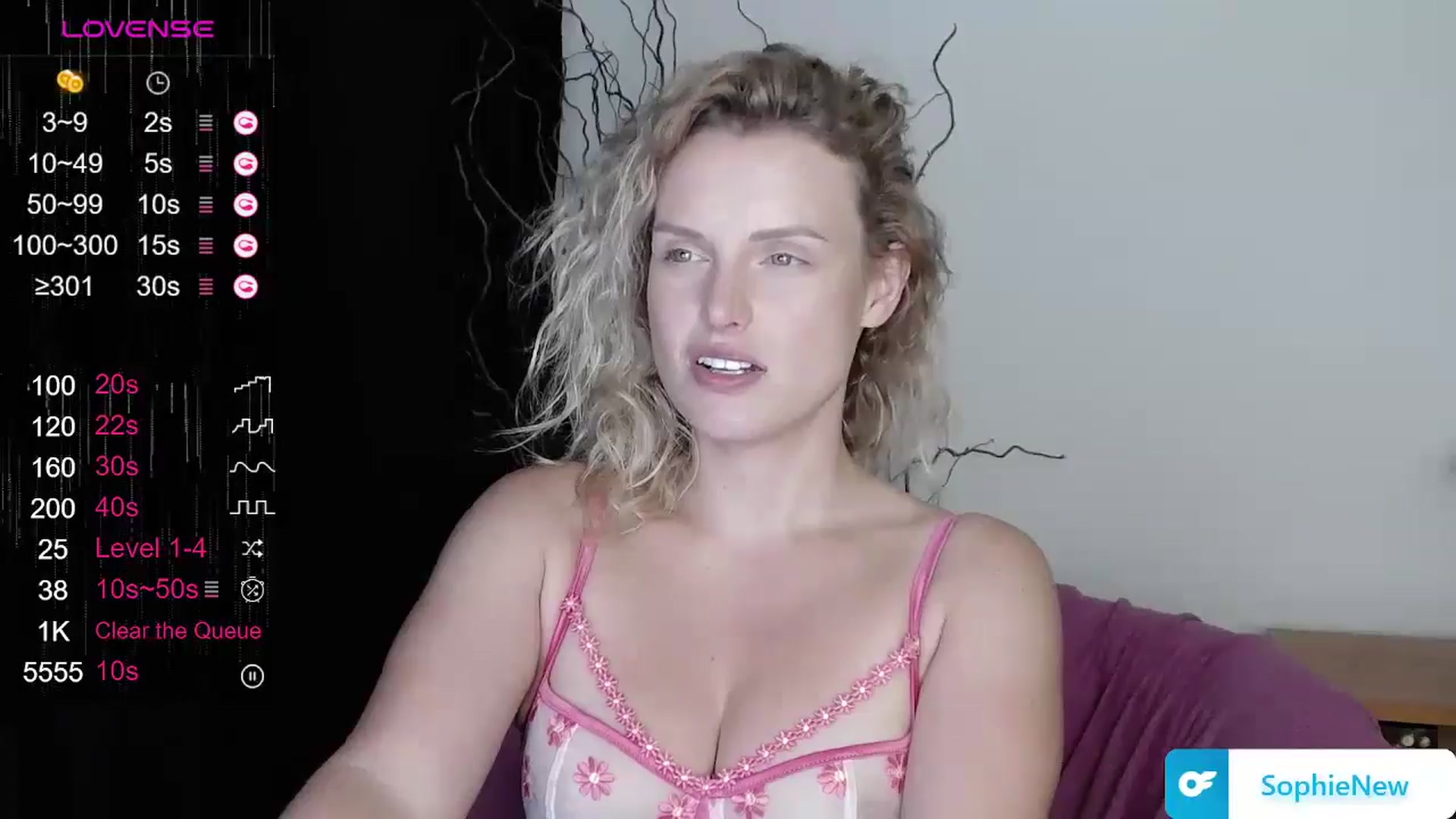 Gallery image thumbnail from HeySophii's myfreecams stream on, 06/21/2024, 08:07 image 5 of 20