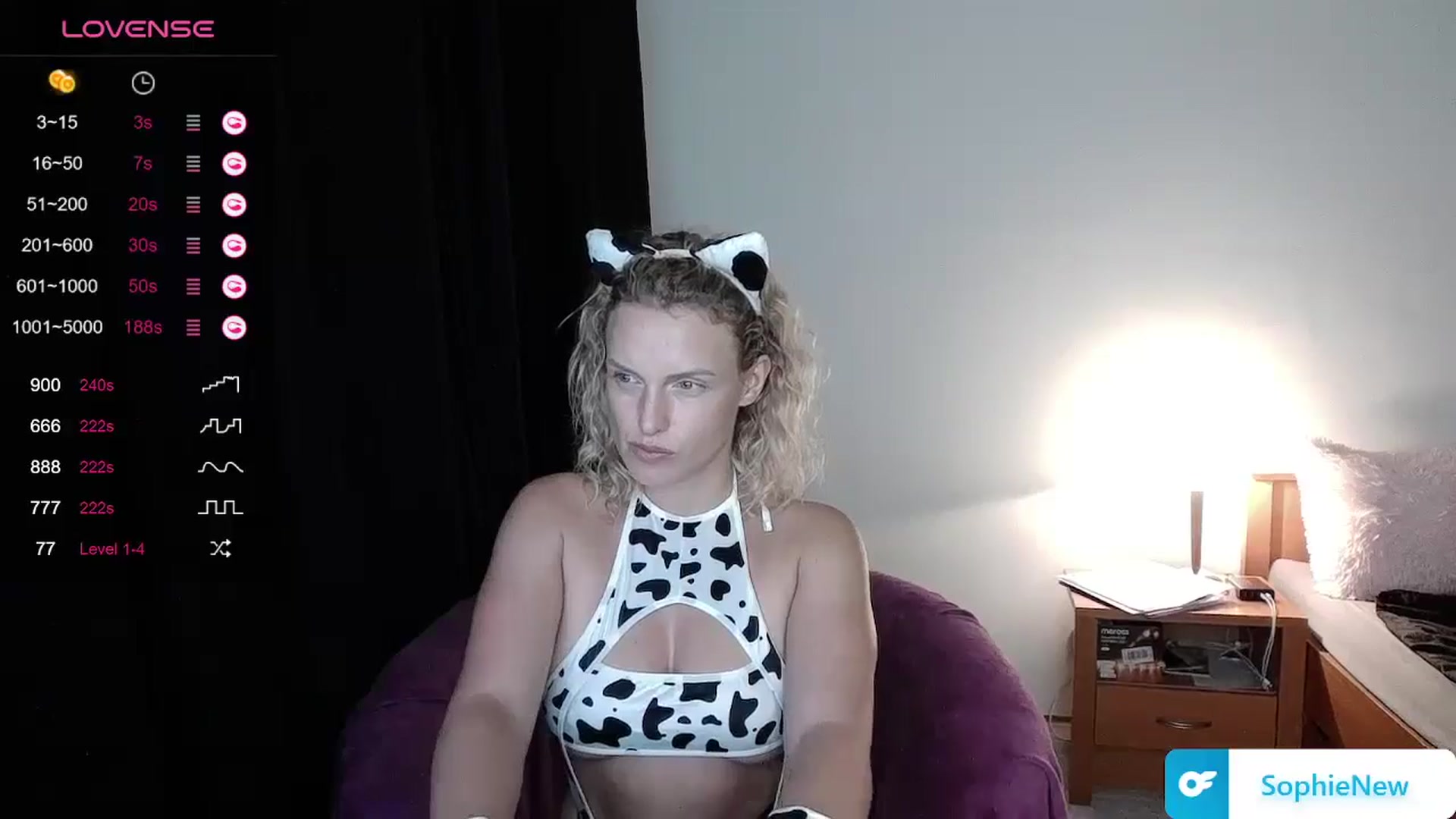 Gallery image thumbnail from HeySophii's myfreecams stream on, 07/03/2024, 24:02 image 9 of 20