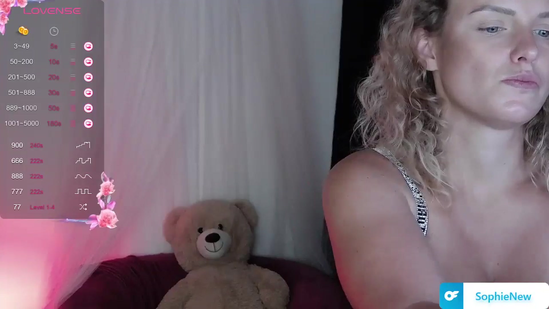 Gallery image thumbnail from HeySophii's myfreecams stream on, 09/01/2024, 24:27 image 9 of 20