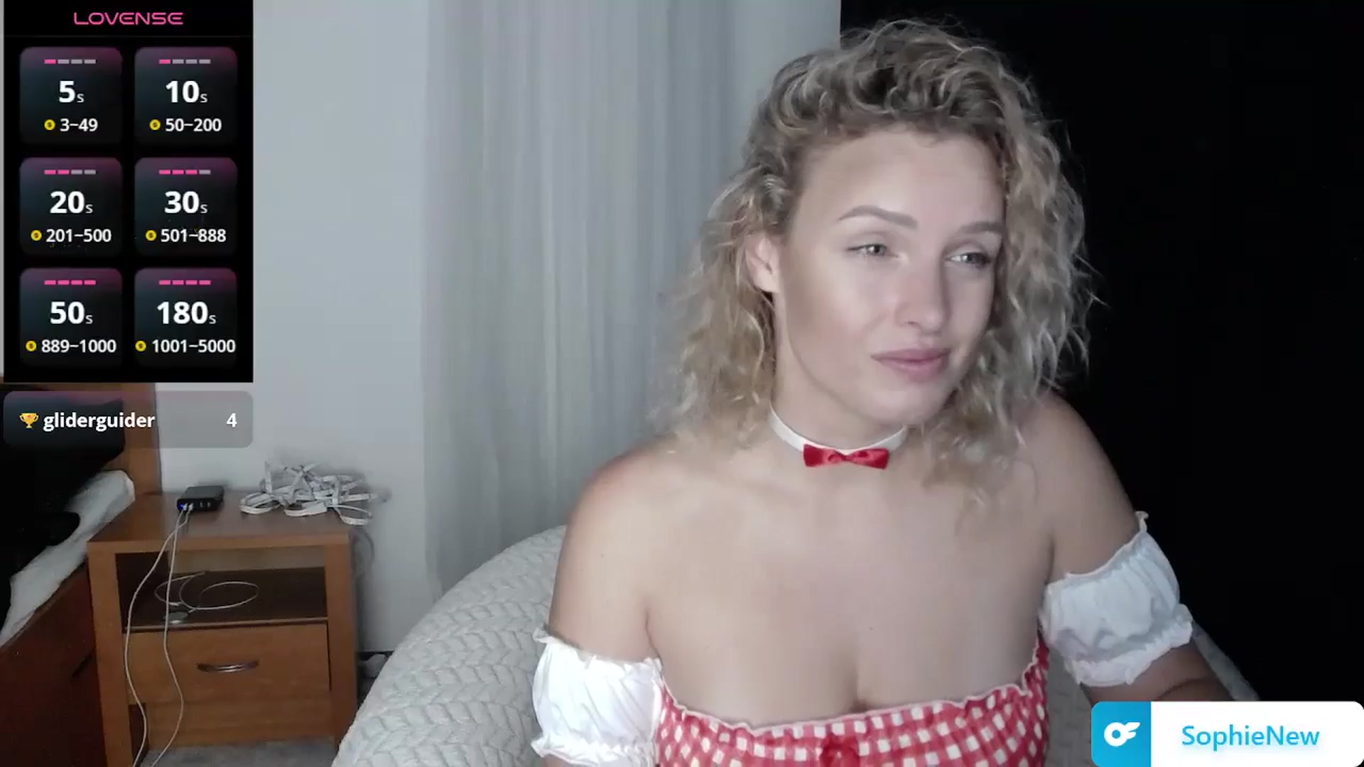 Gallery image thumbnail from HeySophii's myfreecams stream on, 10/08/2024, 09:23 image 11 of 20
