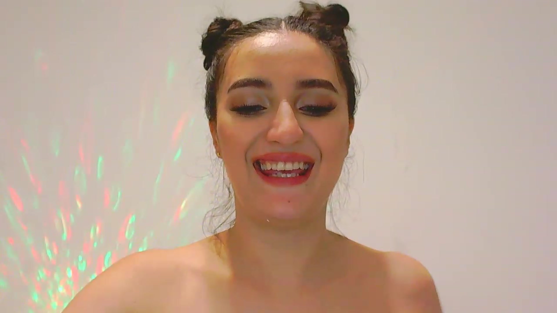 Gallery image thumbnail from Hey_yumyy's myfreecams stream on, 07/31/2023, 17:53 image 14 of 20